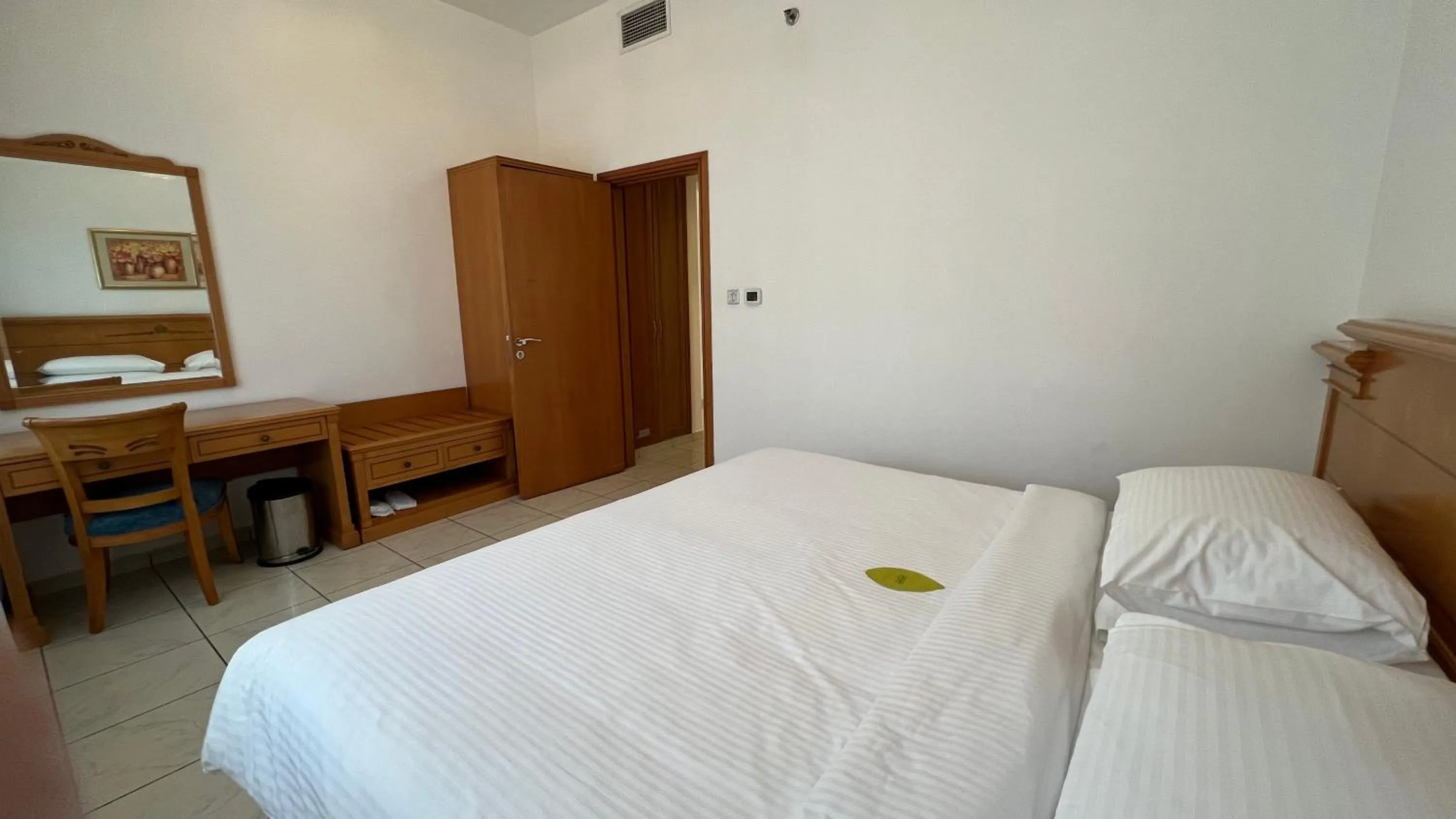 Bed in Uptown Hotel Apartments Abu Dhabi by Gewan