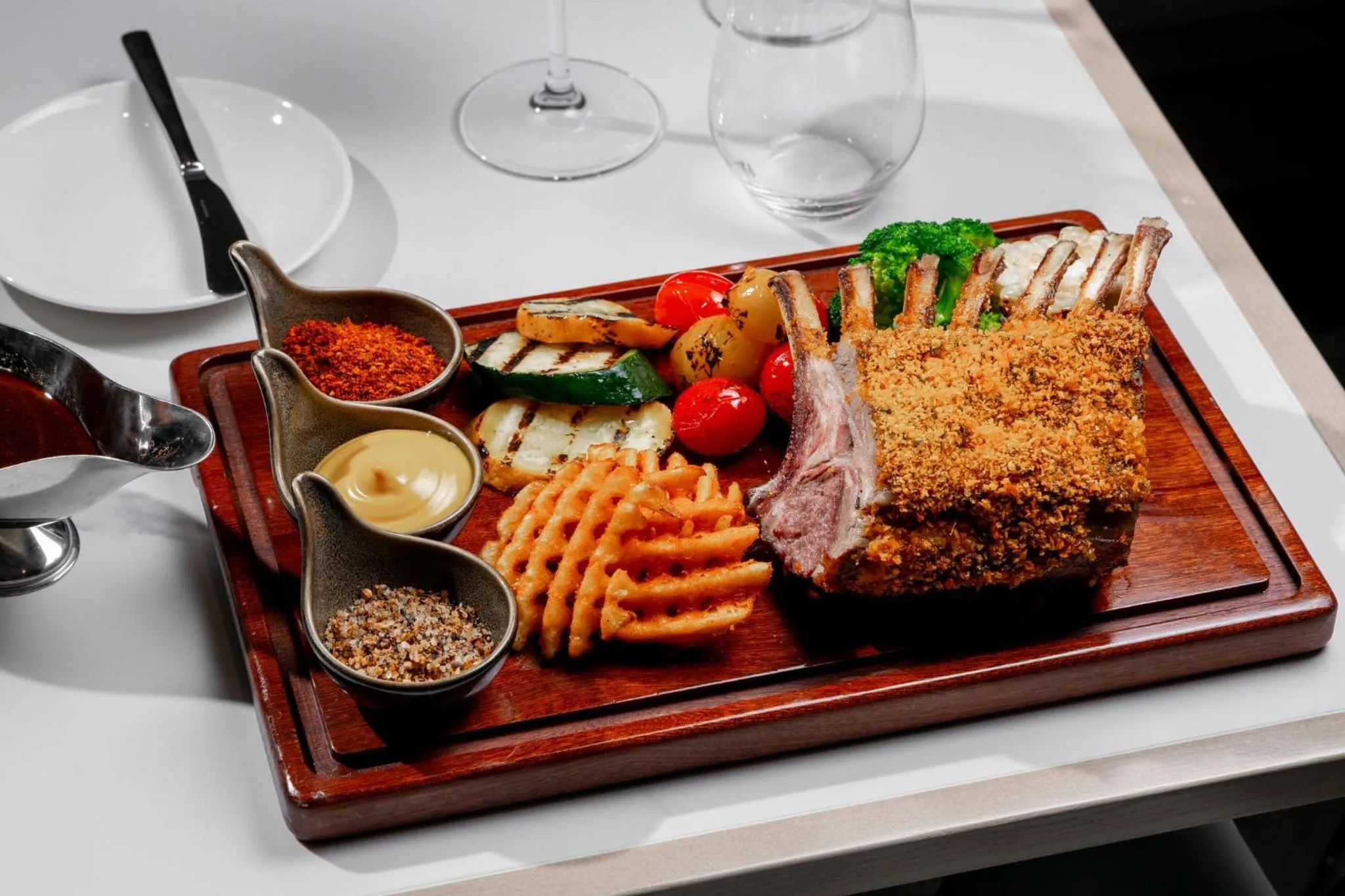 Restaurant/places to eat in Crowne Plaza Shanghai Jinxiu by IHG