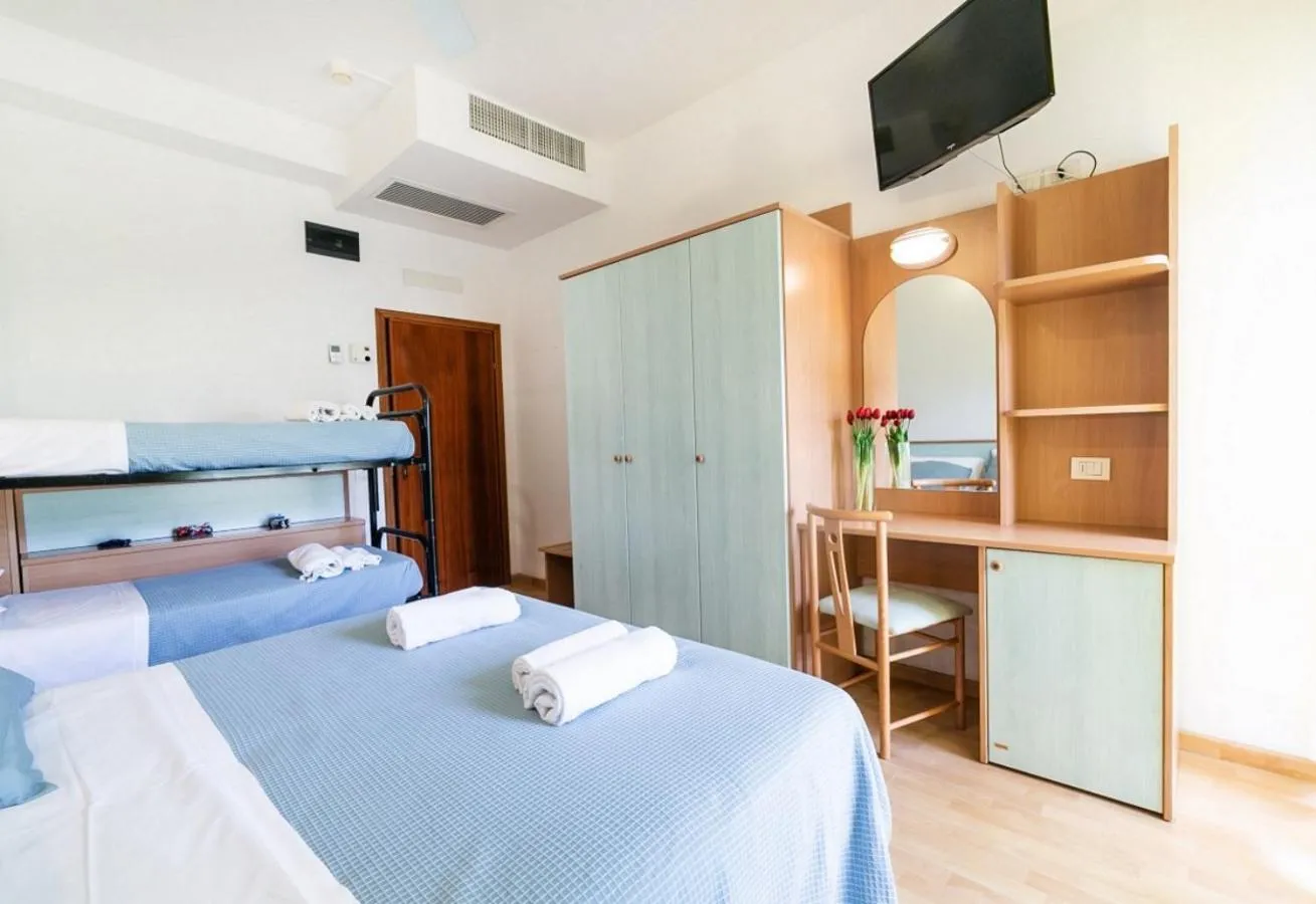 Photo of the whole room, Bed in Hotel Augusta