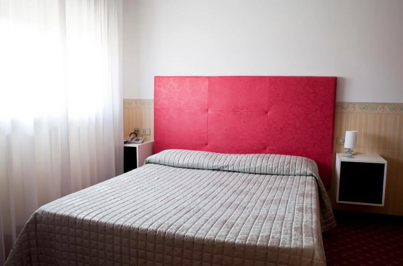 Bed in Albergo Ristorante Belvedere