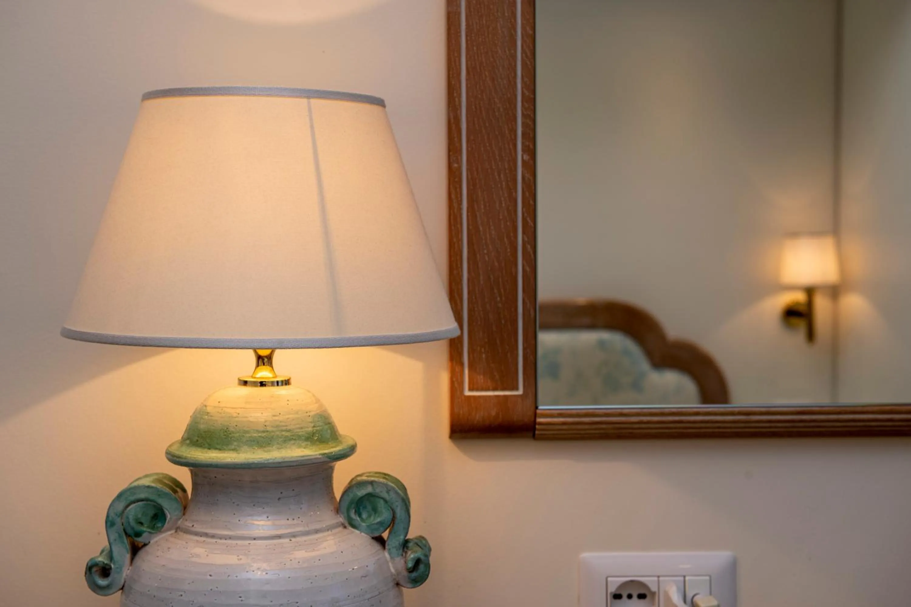 Decorative detail in Hotel Astoria