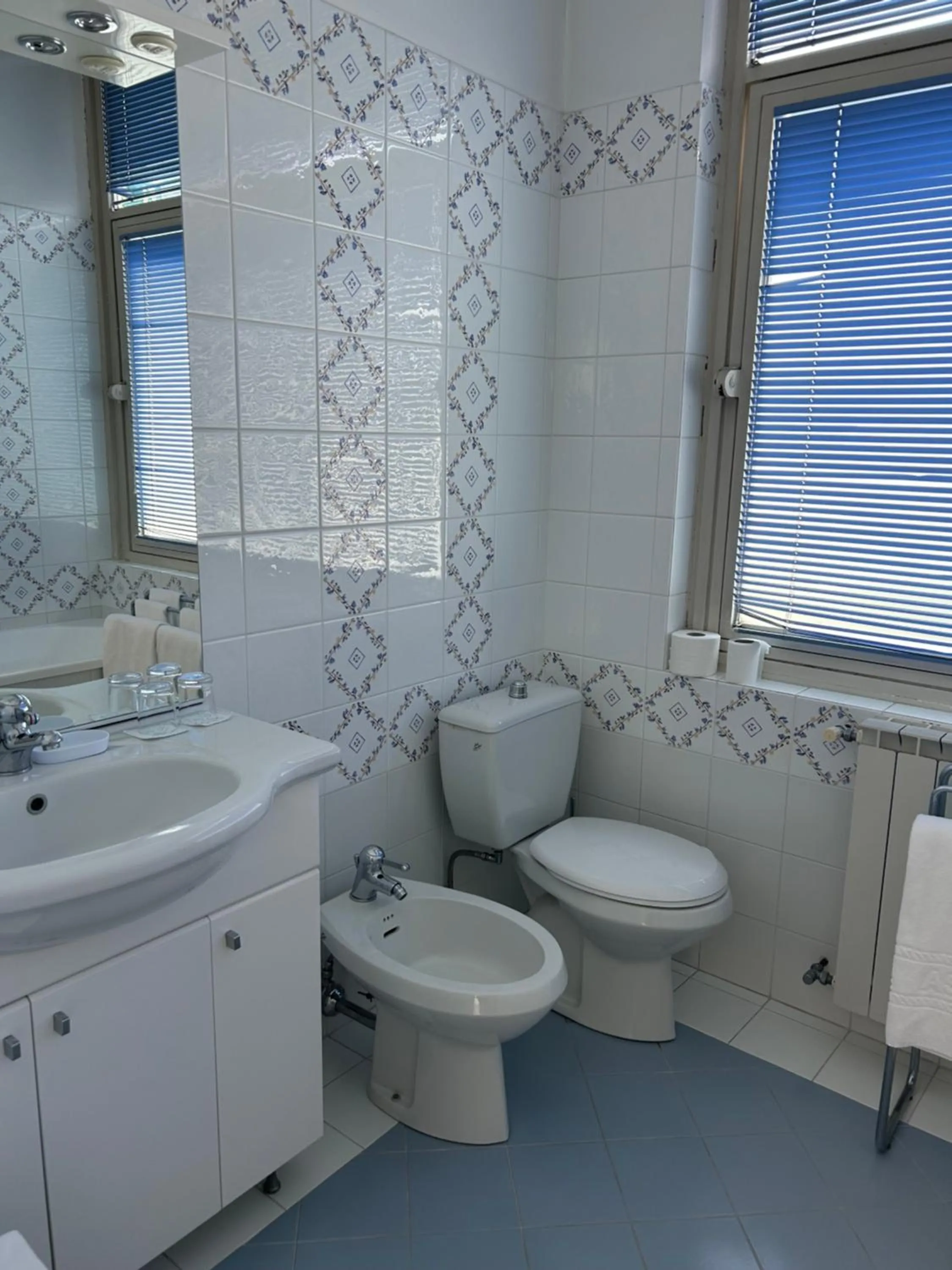 Bathroom in Hotel Astoria