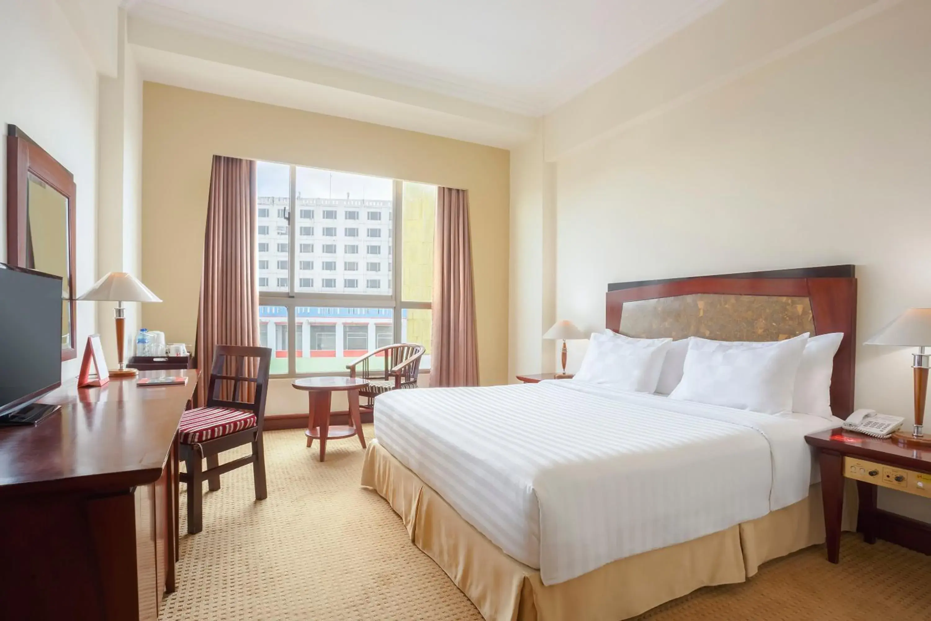 Superior Double Room in Swiss-Belhotel Tarakan Superior Double Room in Swiss-Belhotel Tarakan