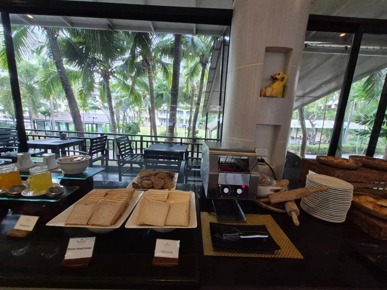 Food and drinks in Ramada by Wyndham Aonang Krabi
