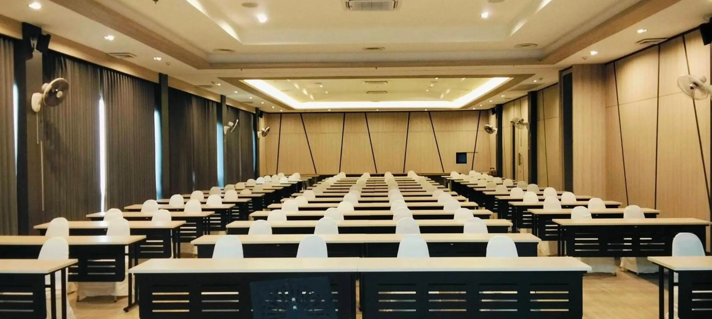 Meeting/conference room in Ramada by Wyndham Aonang Krabi