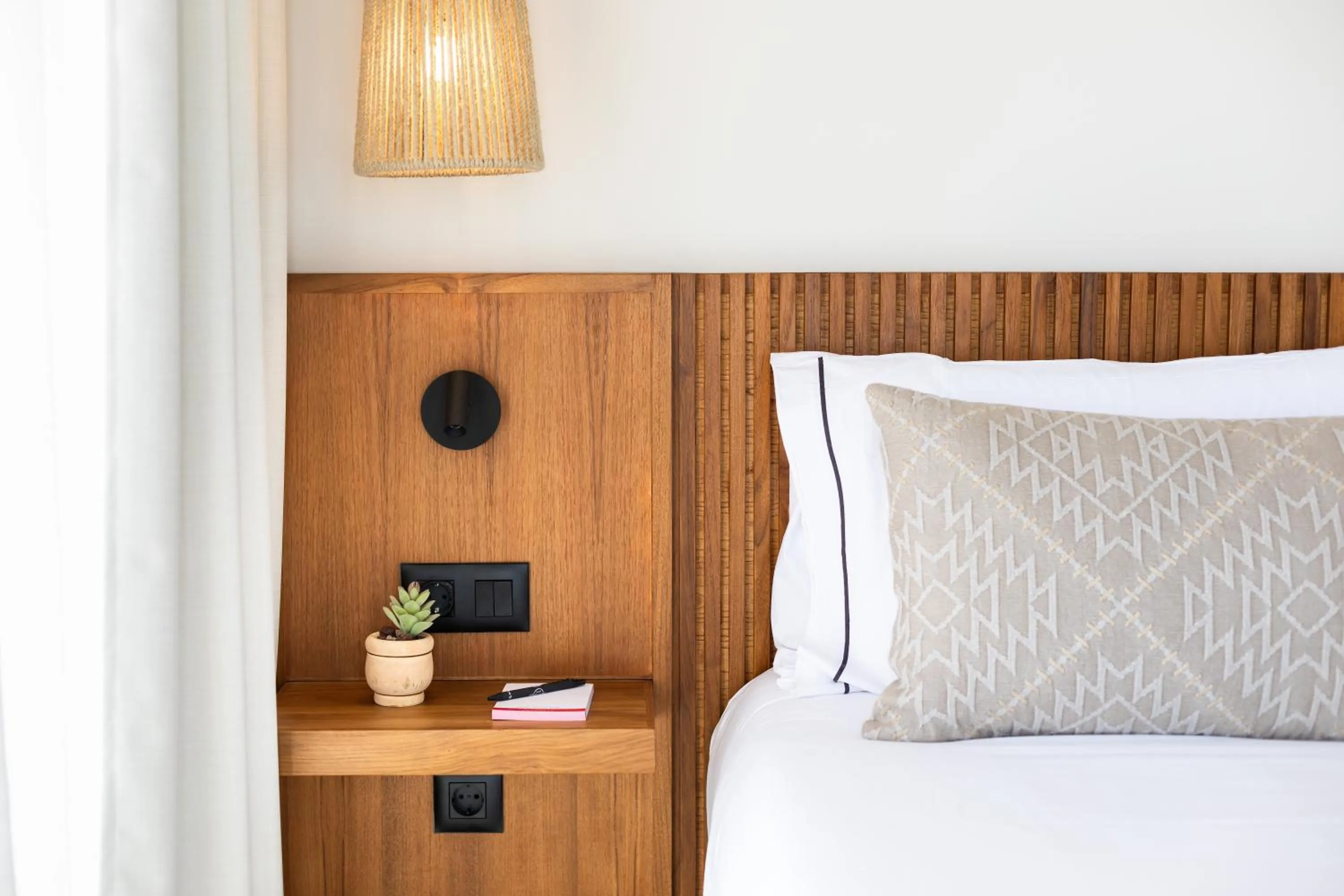 Bedroom, Bed in Playa Surf CBbC Hotel