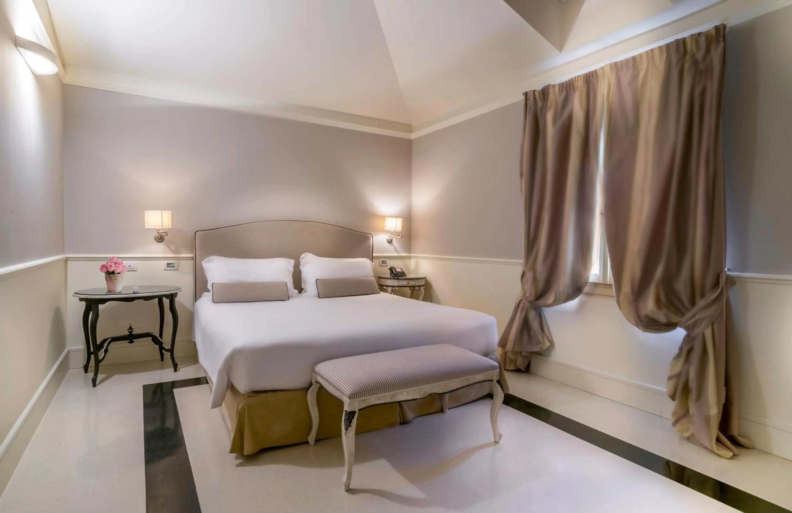 Bedroom, Bed in Relais Villa Valfiore