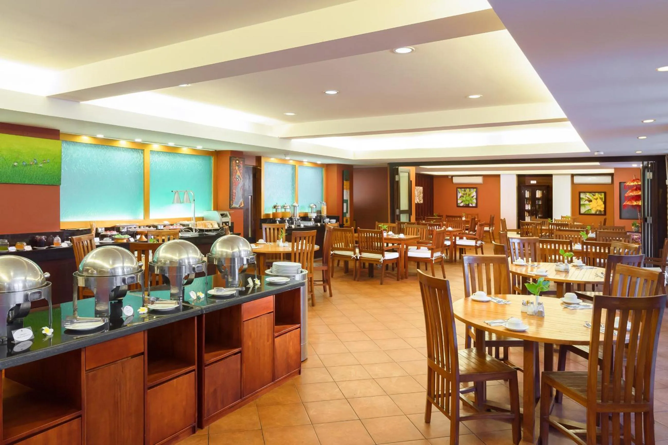 Restaurant/places to eat in Best Western Resort Kuta