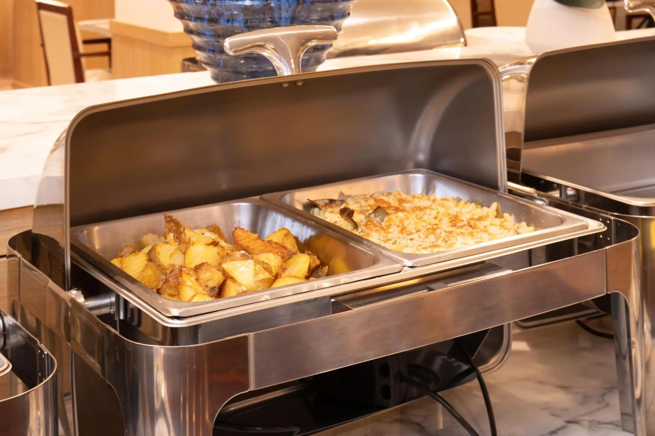 Buffet breakfast in Jomtien Thani Hotel