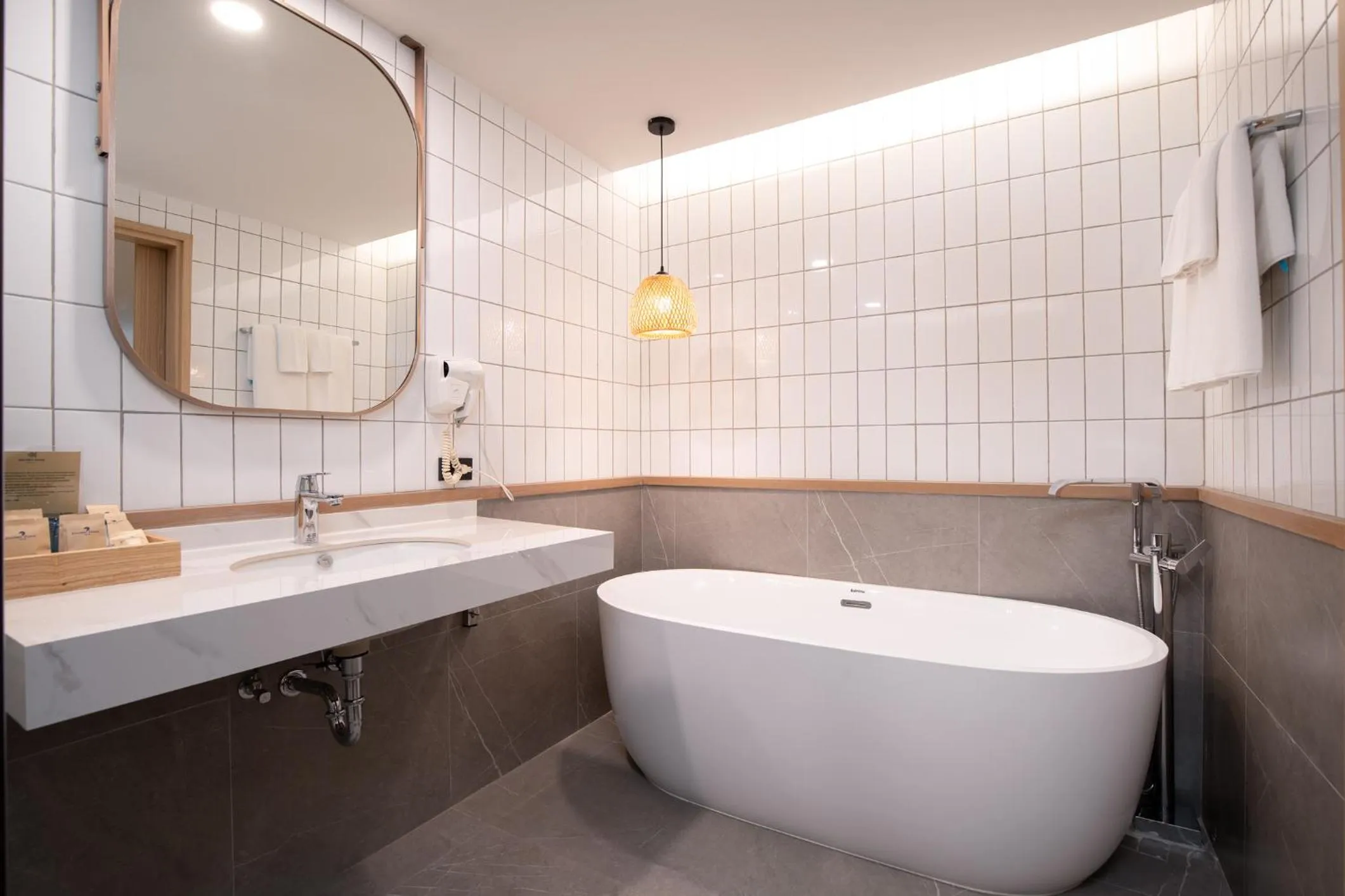 Bath in Jomtien Thani Hotel