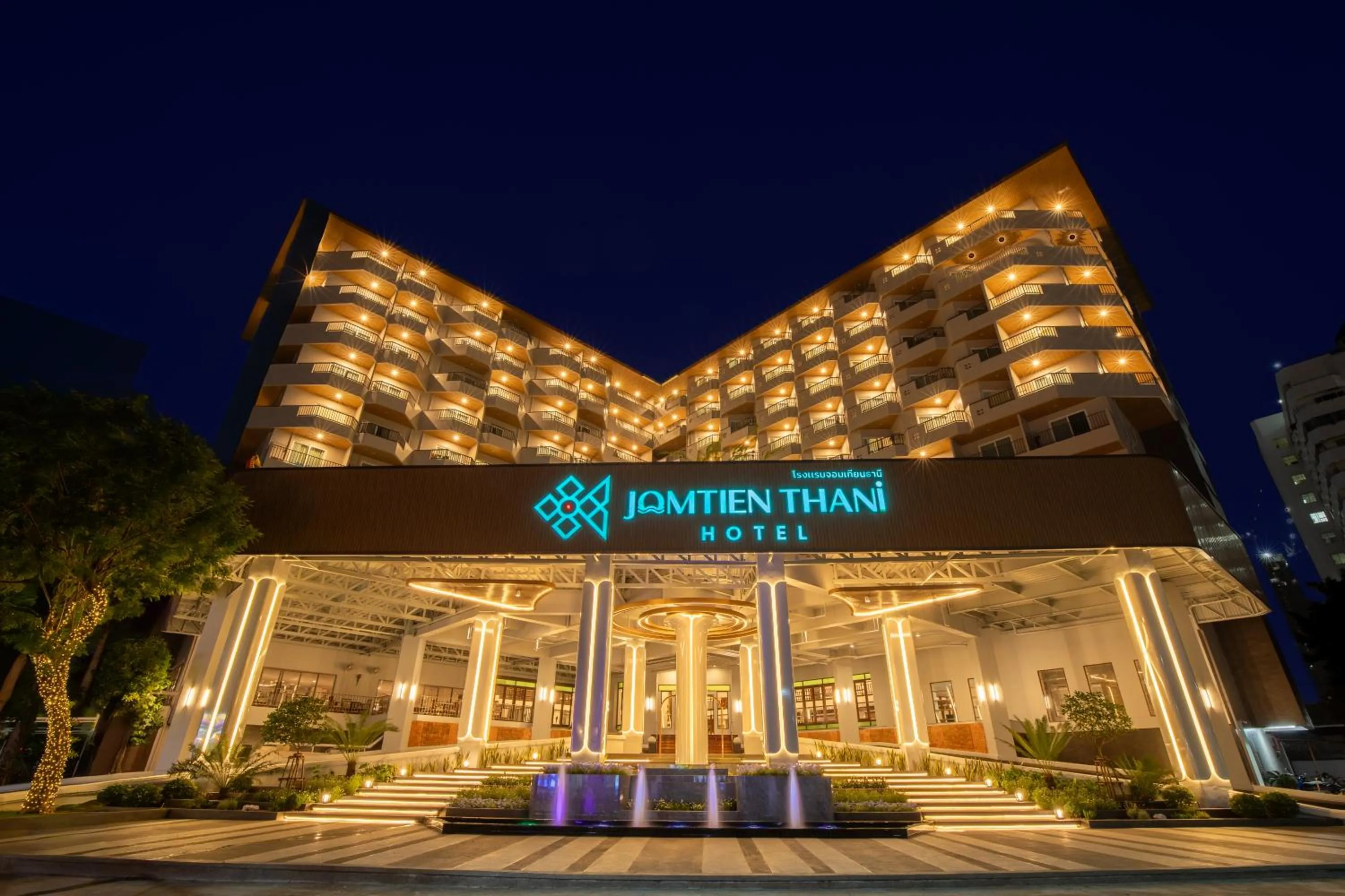 Facade/entrance in Jomtien Thani Hotel