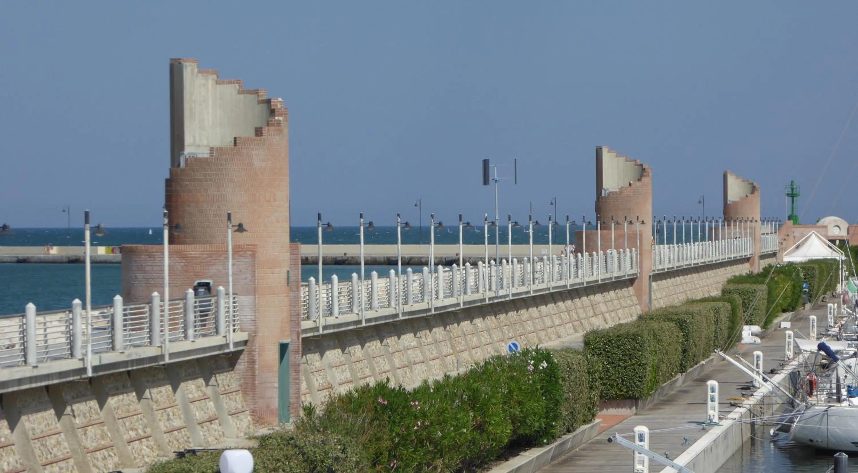 Nearby landmark in Hotel Betty Personal Style and Beach Village