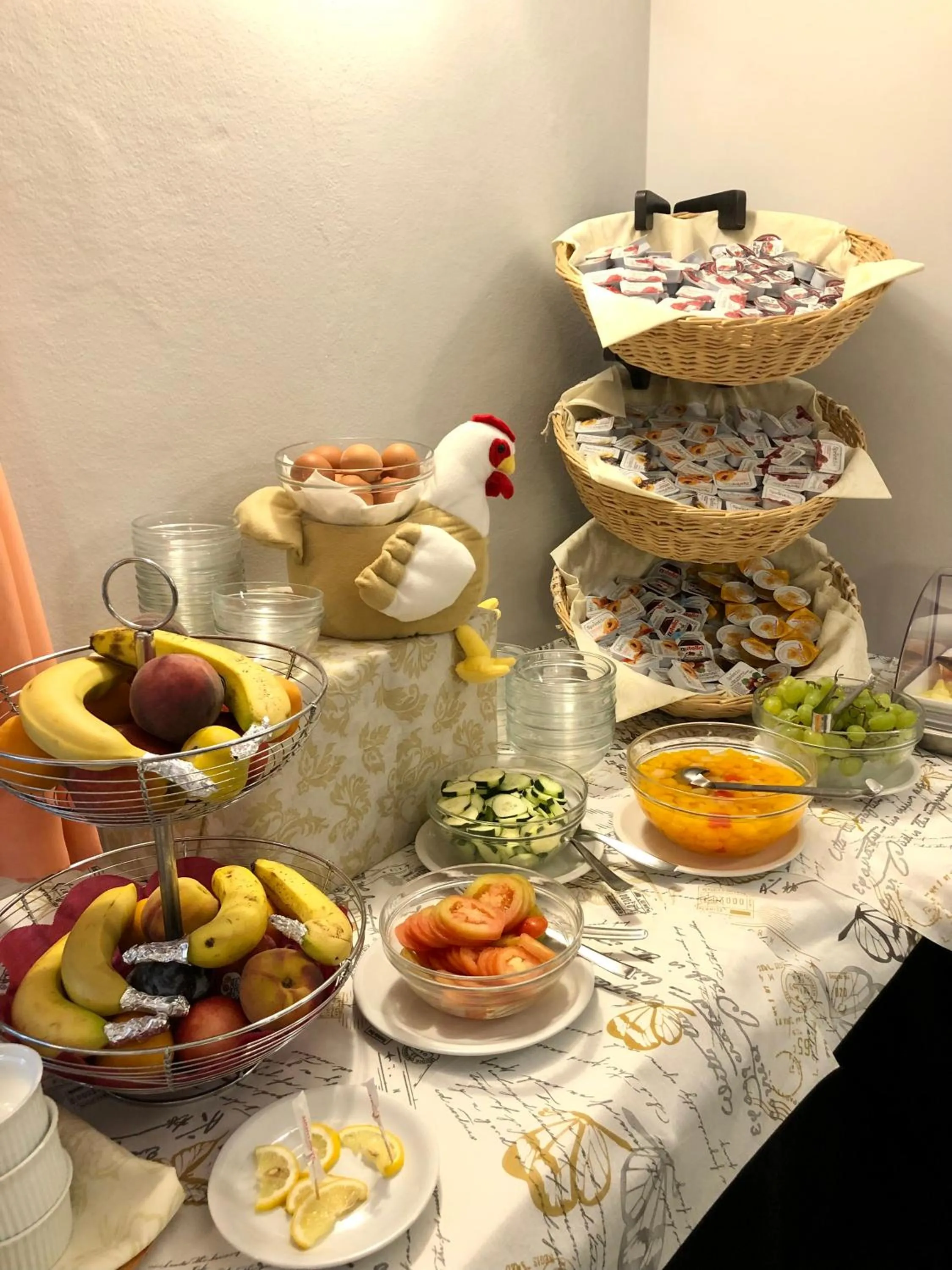 Food and drinks in Hotel Betty Personal Style and Beach Village