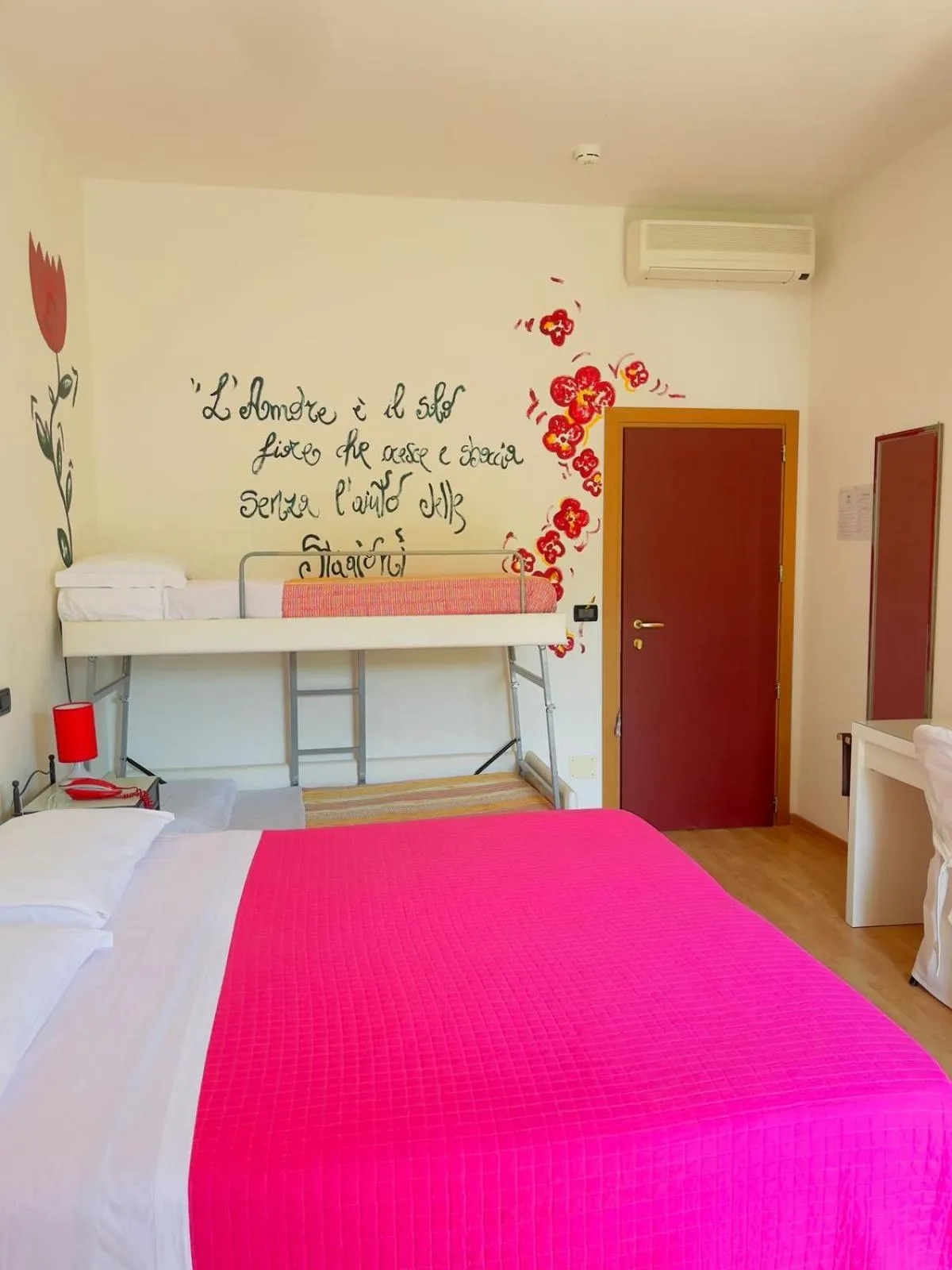 Bed in Hotel Betty Personal Style and Beach Village