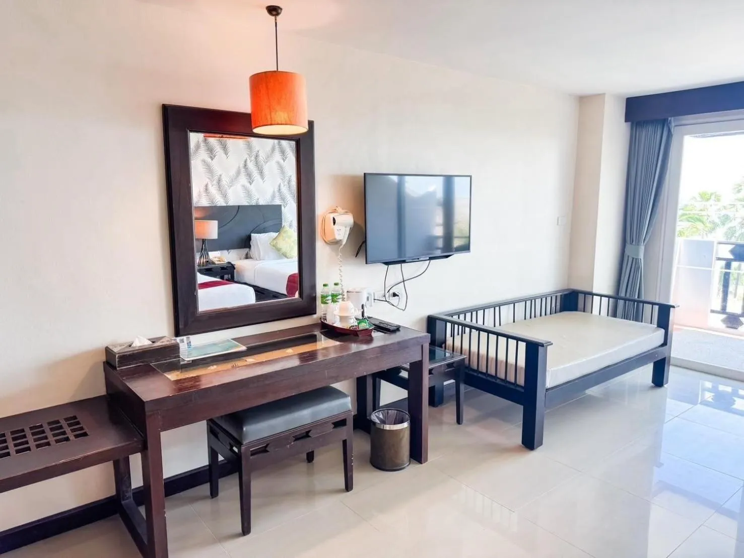 Bedroom, Bed in Pattawia Resort & Spa, Pranburi