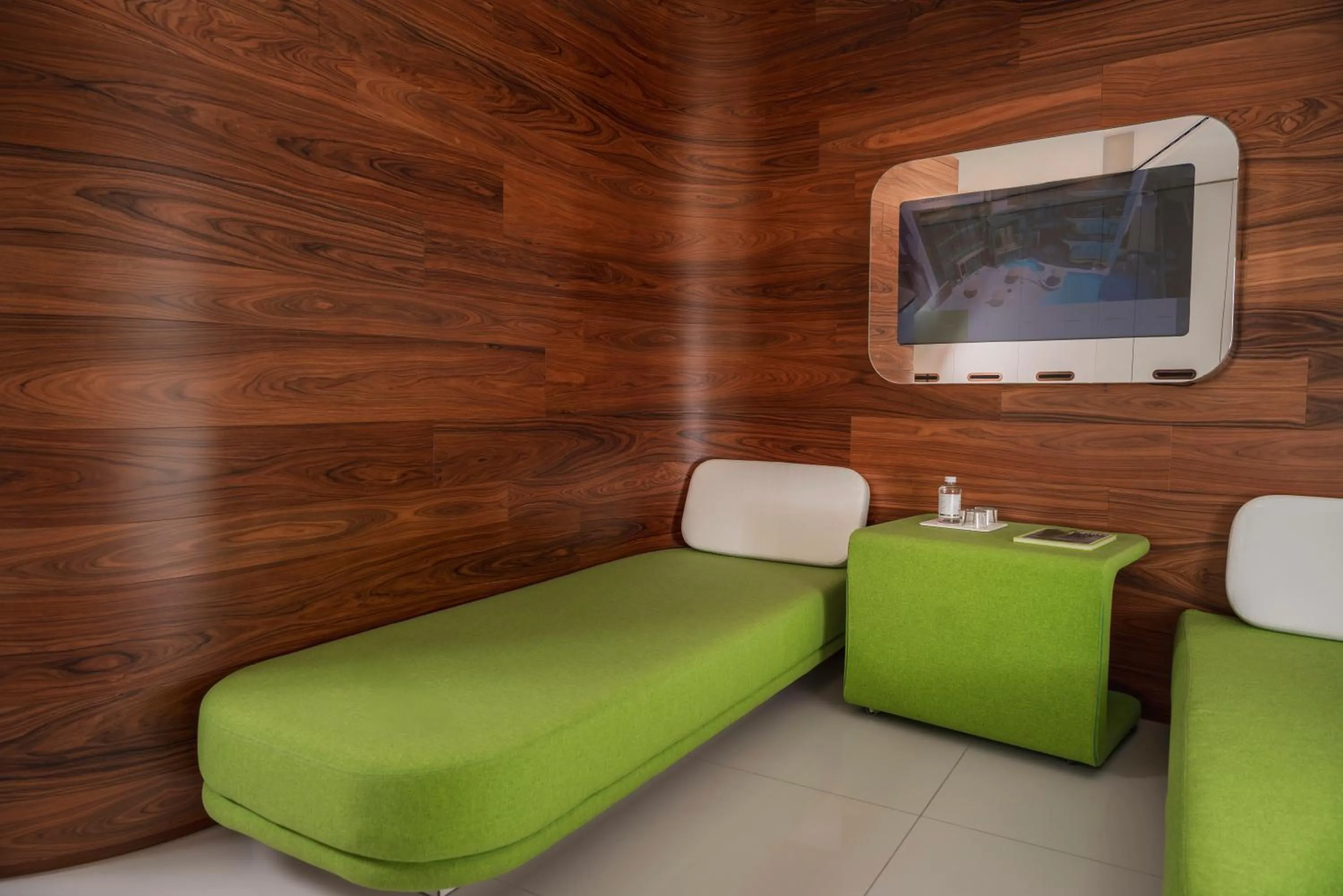 Bedroom in i-Suite Hotel