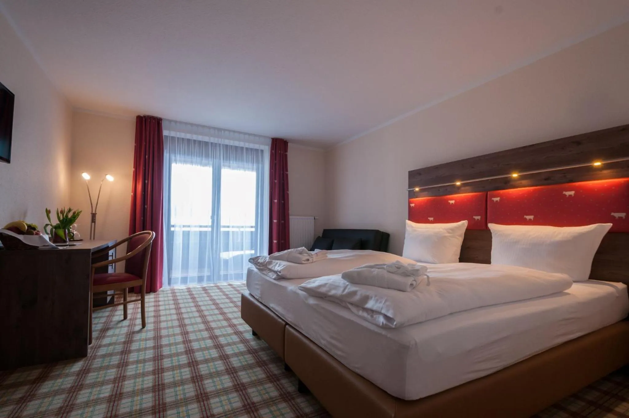 Photo of the whole room, Bed in Panoramahotel Kühbergalp