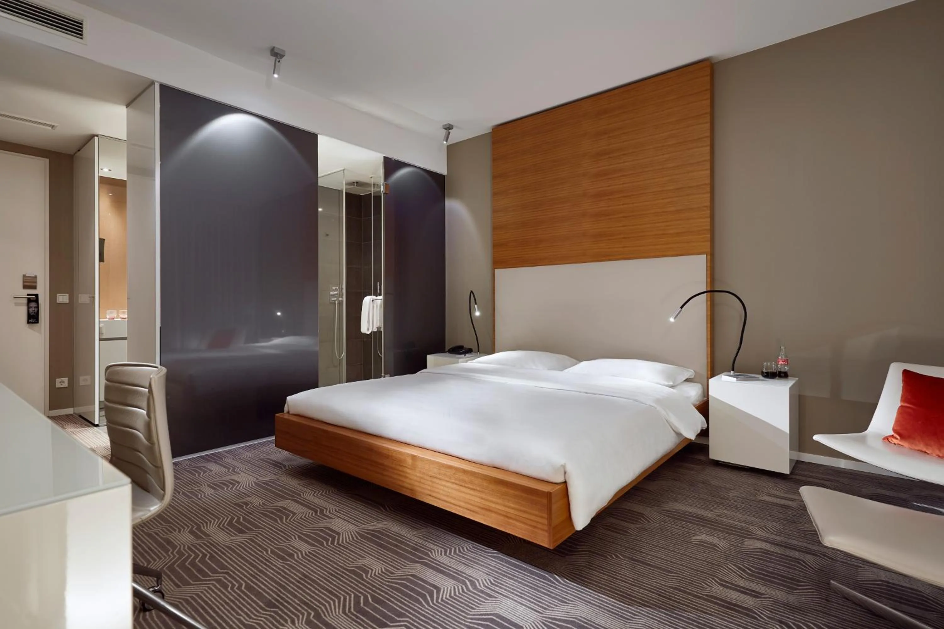 Photo of the whole room, Bed in LEGERE HOTEL Luxembourg