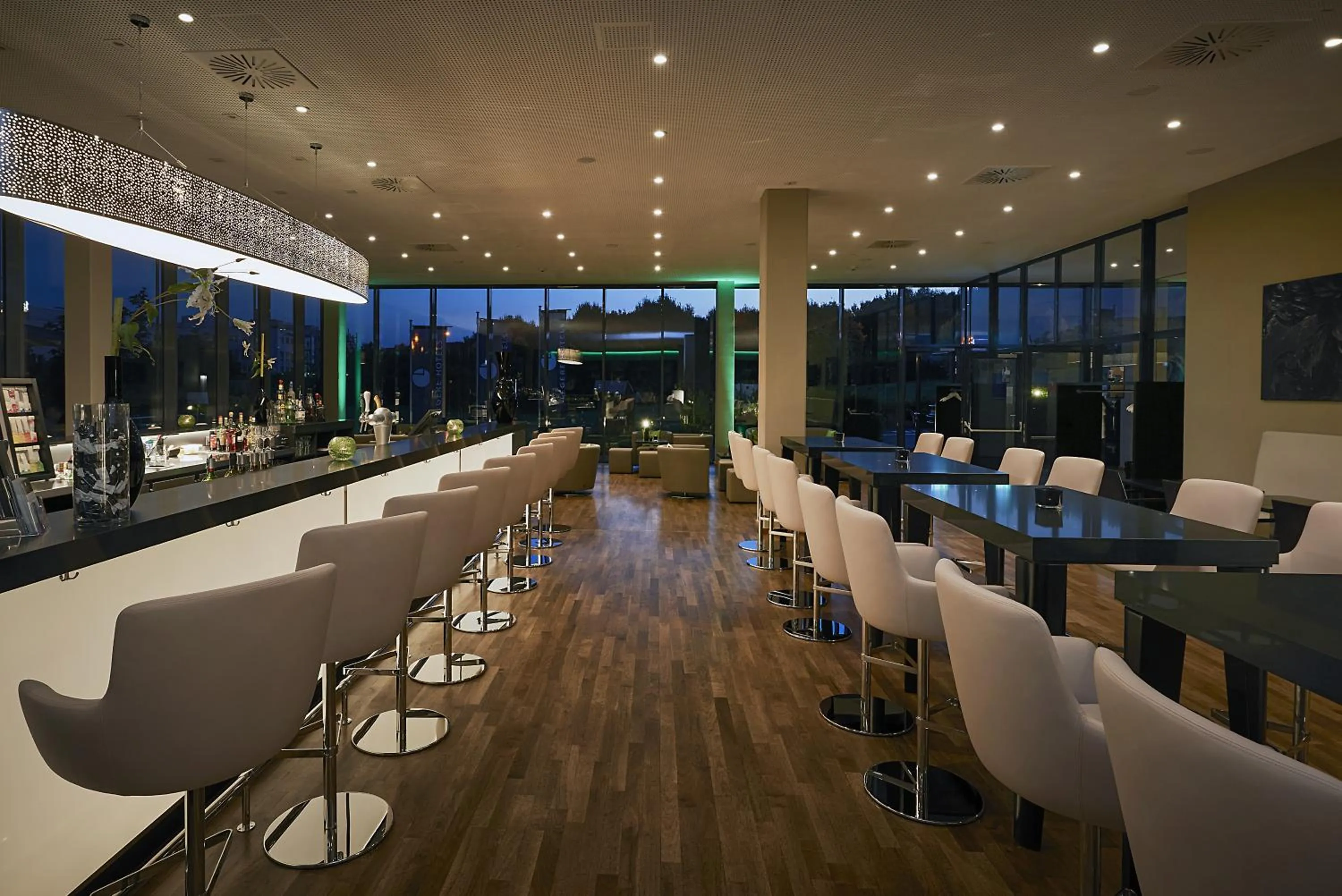 Lounge or bar in LEGERE HOTEL Luxembourg