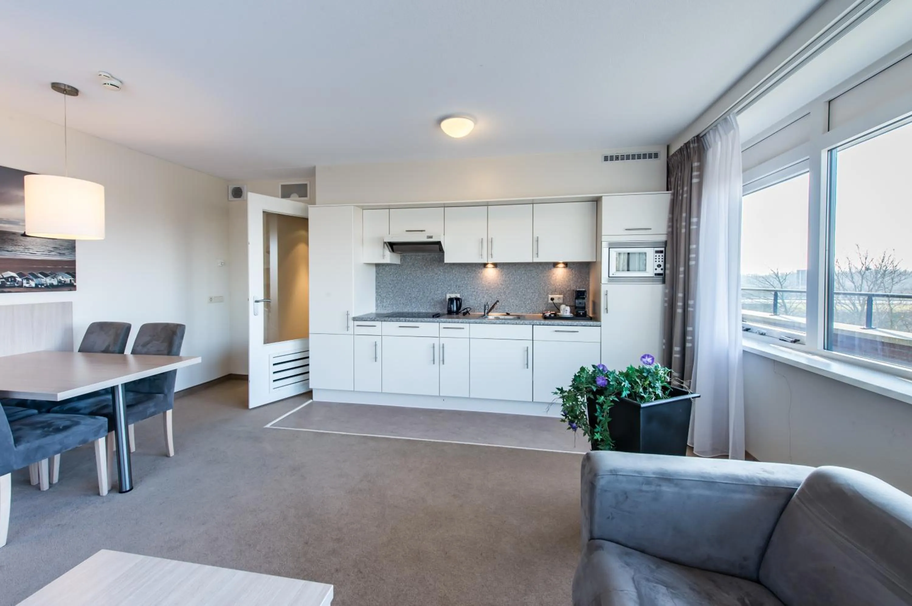 Kitchen or kitchenette in Fletcher Wellness-Hotel Kamperduinen