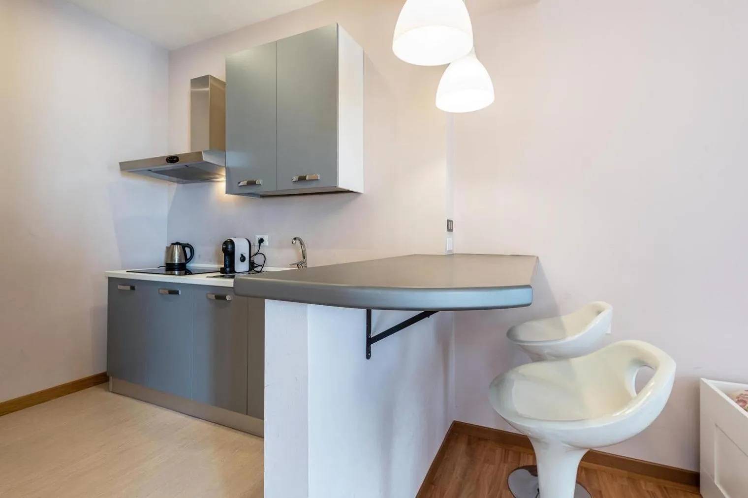 Kitchen or kitchenette in Garda Sol SPA Hotel & Appartamenti