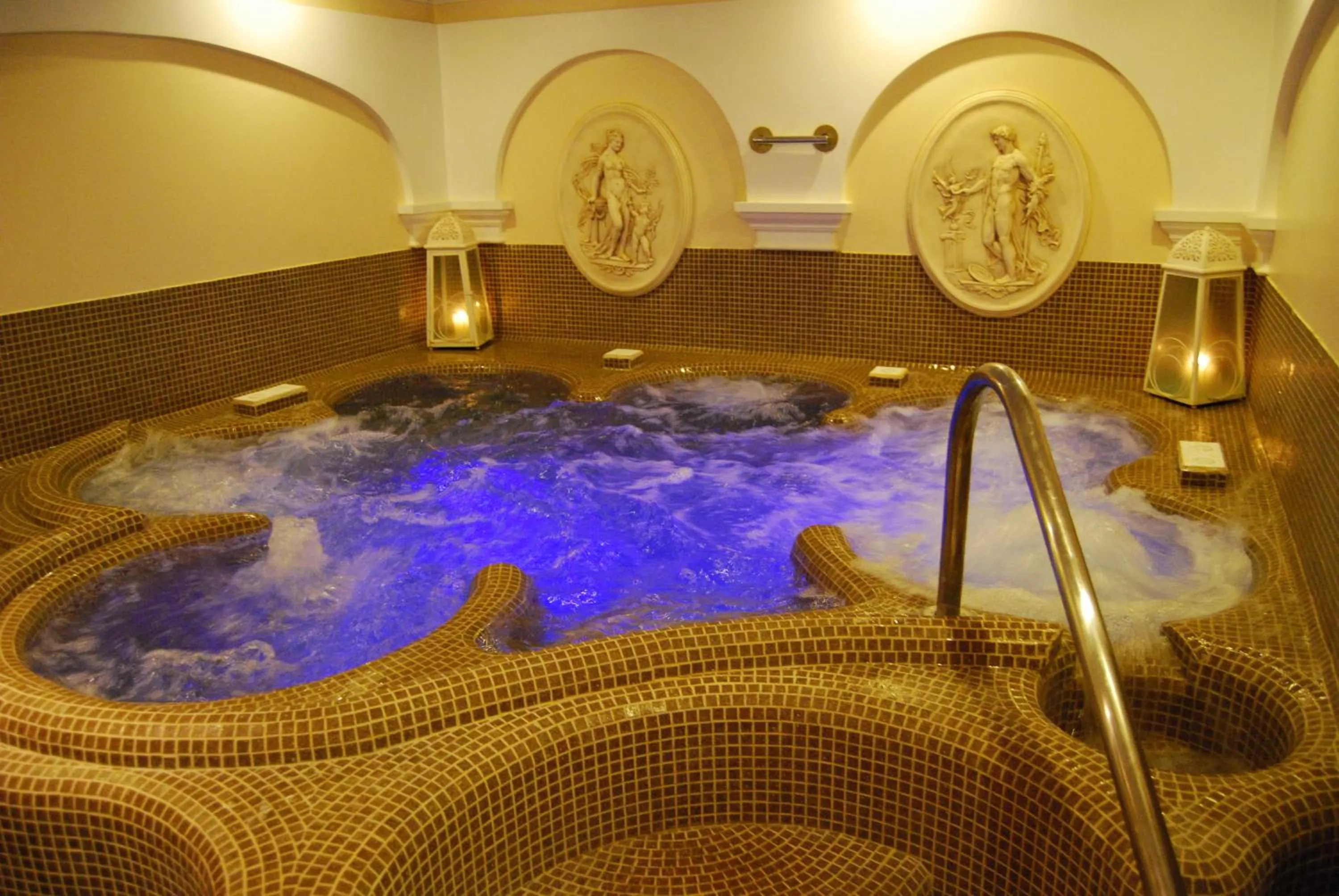 Spa and wellness centre/facilities in Garda Sol SPA Hotel & Appartamenti