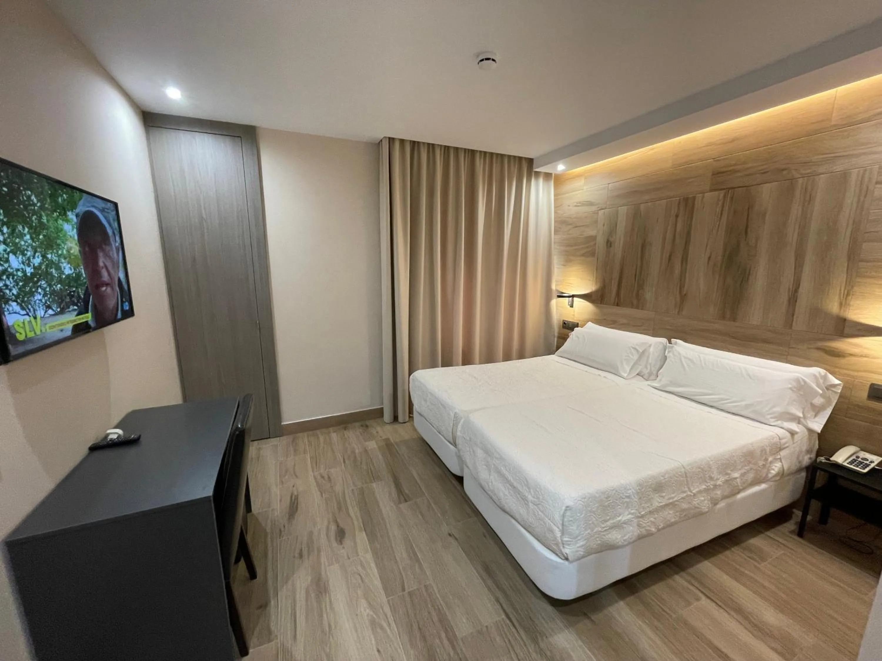 Bedroom, Bed in Castilla Guerrero