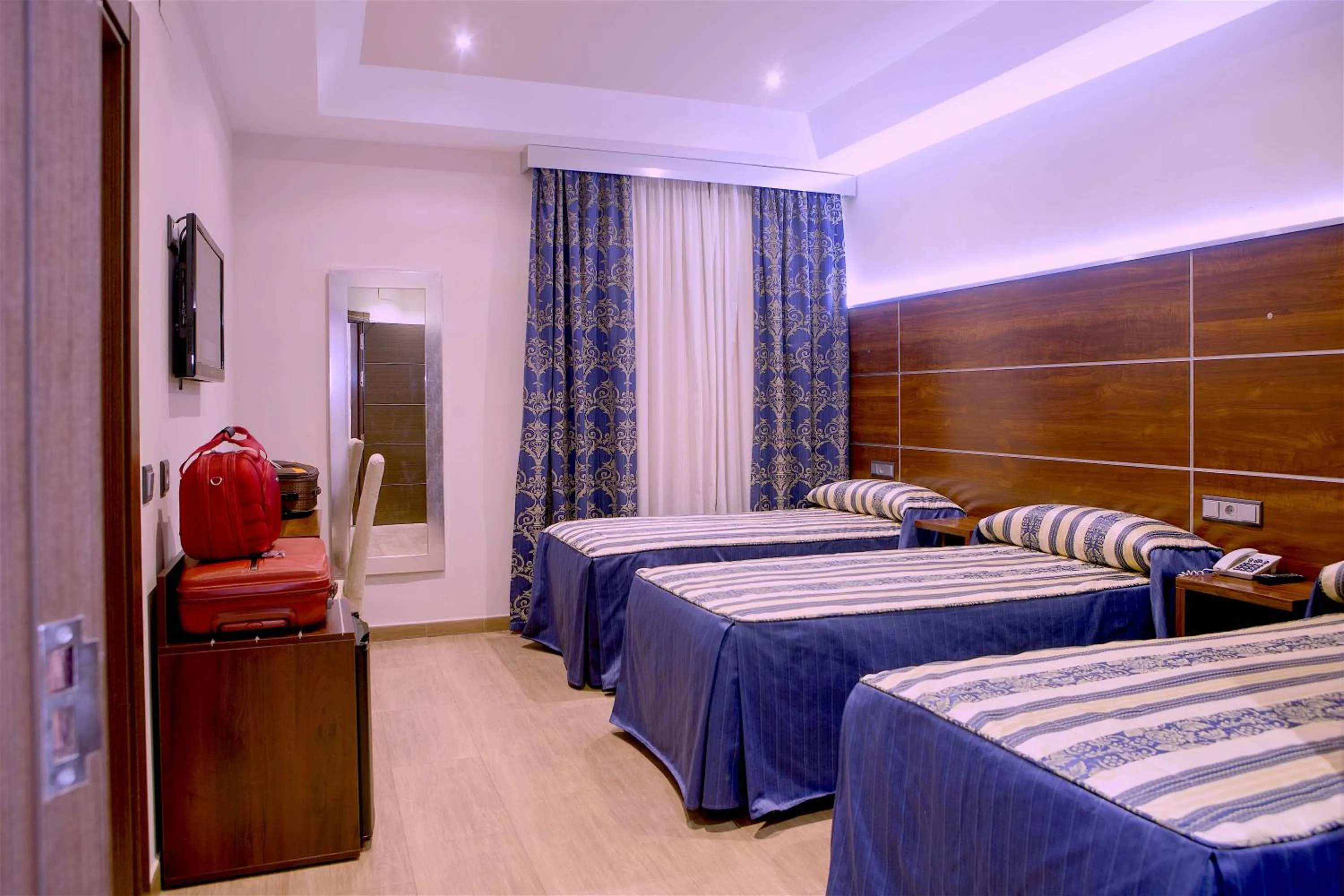 Bedroom, Bed in Castilla Guerrero