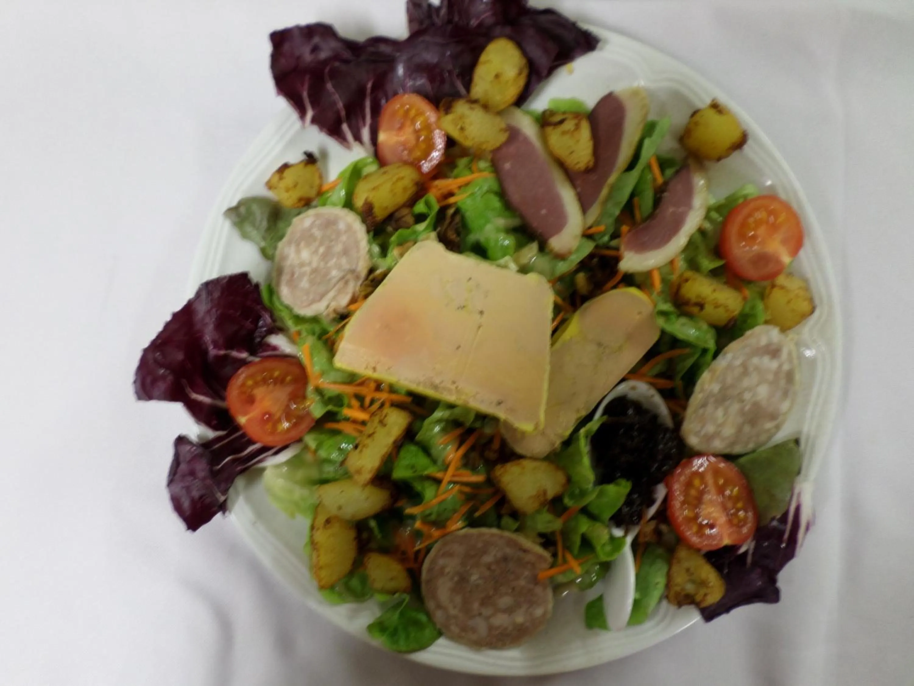 Food in Logis hôtel restaurant les Carillons