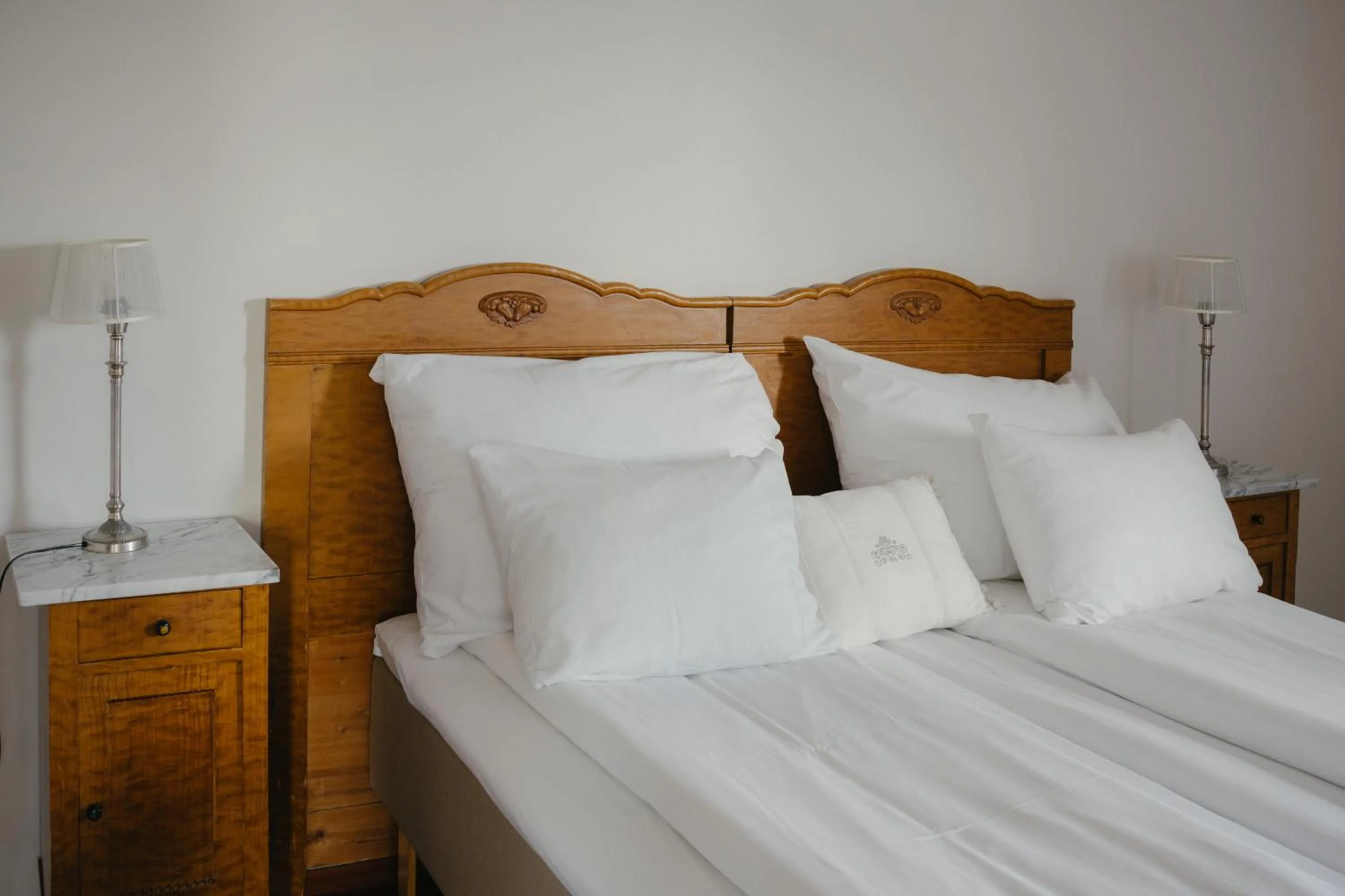 Bed in GamlaVærket Gjæstgiveri og Tracteringssted