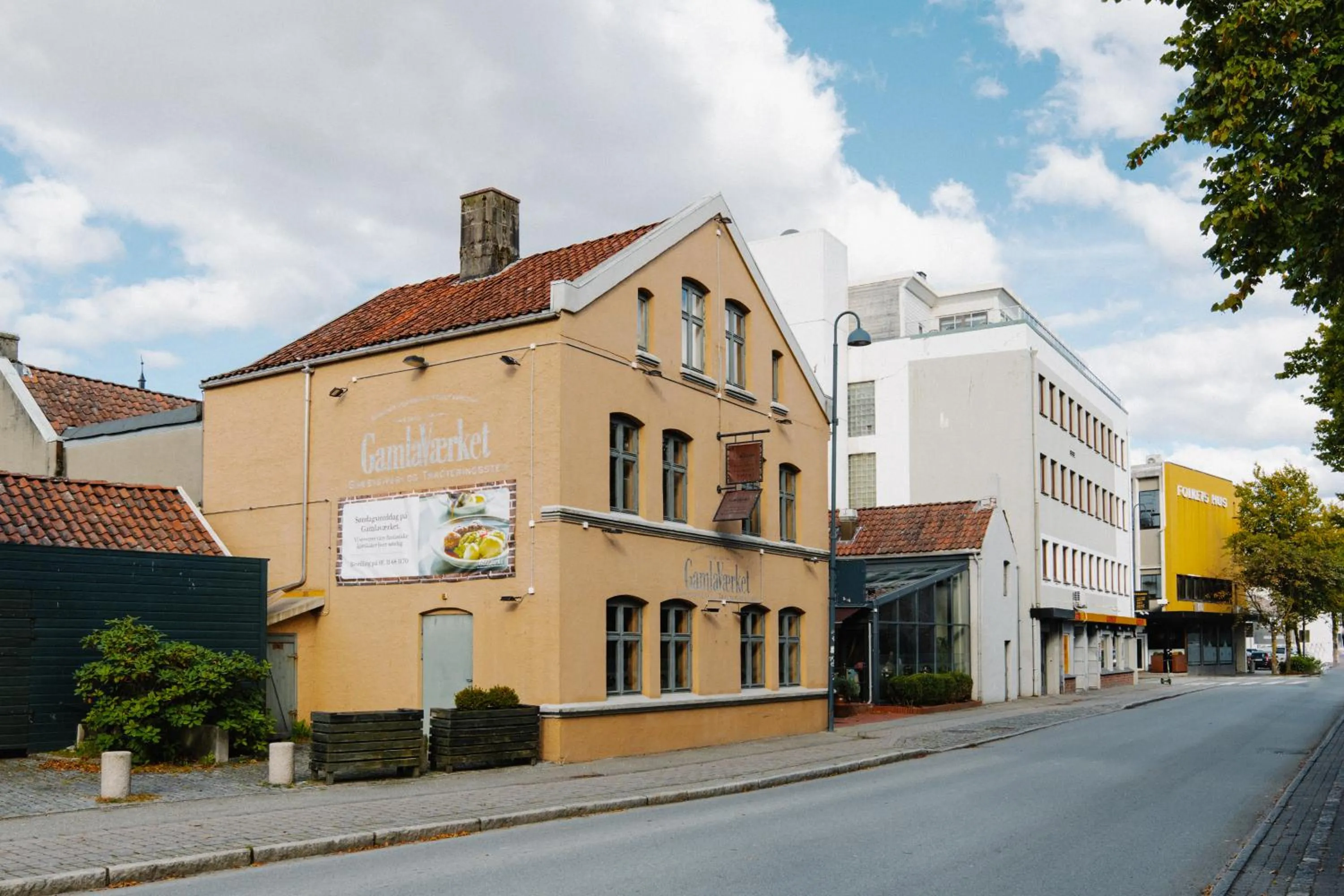 Property building in GamlaVærket Gjæstgiveri og Tracteringssted