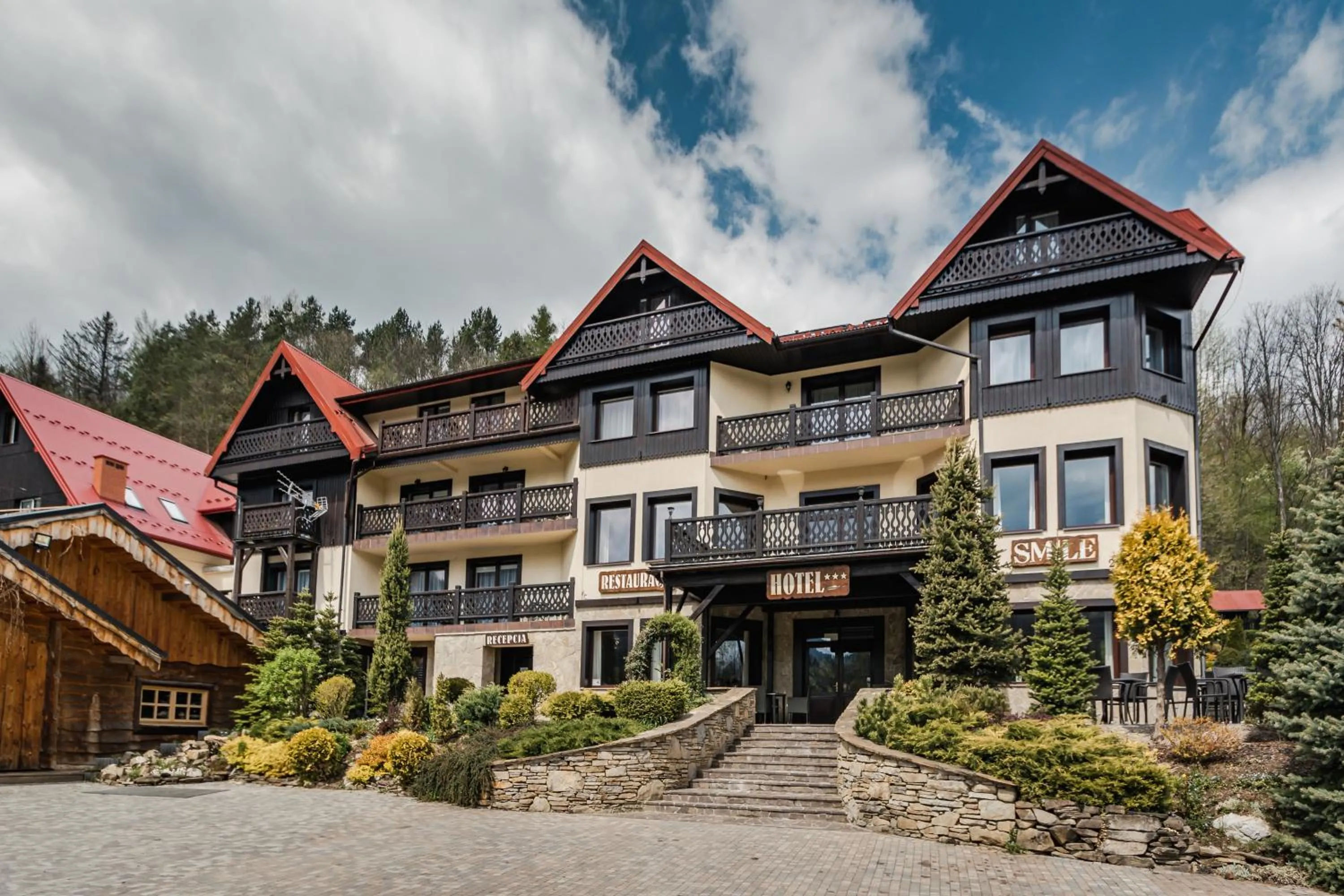 Property building in Hotel Smile Pieniny