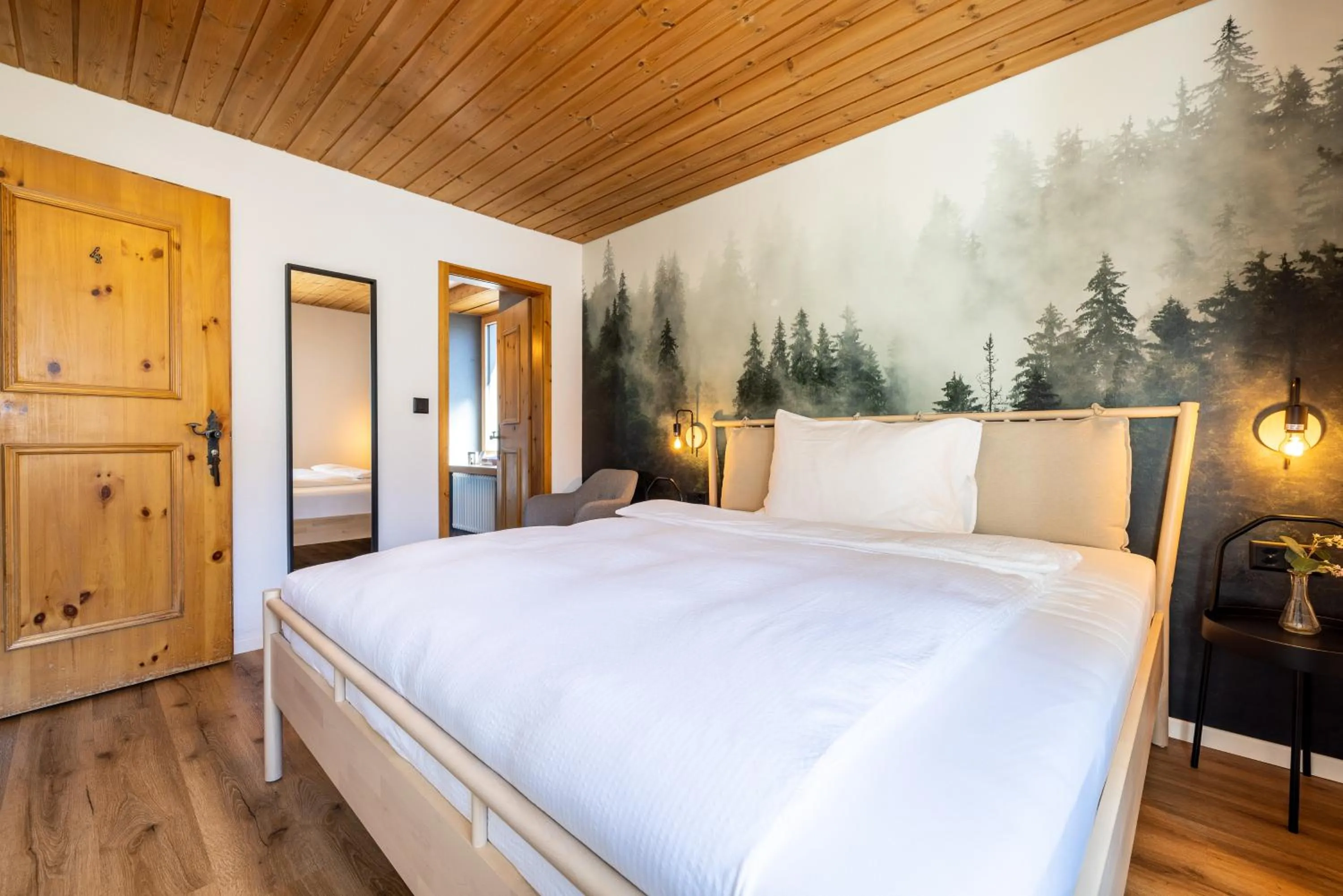 Bed in Schorta's Alvetern - Boutique Hotel