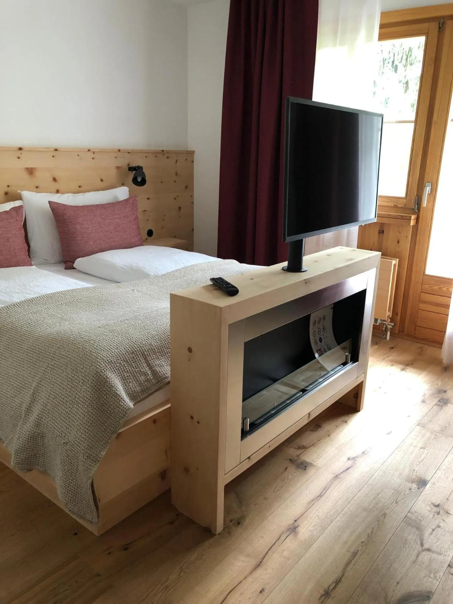 Bedroom, Bed in Schorta's Alvetern - Boutique Hotel