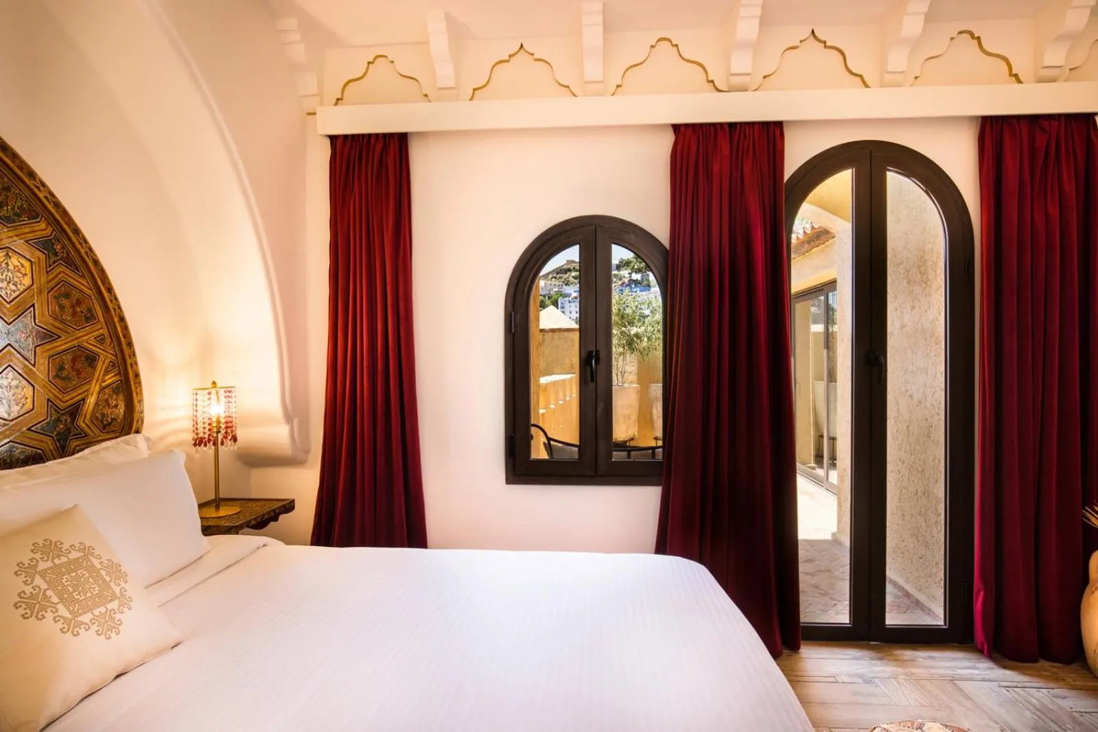 Bed in Dar Echchaouen Maison d'Hôtes & Riad