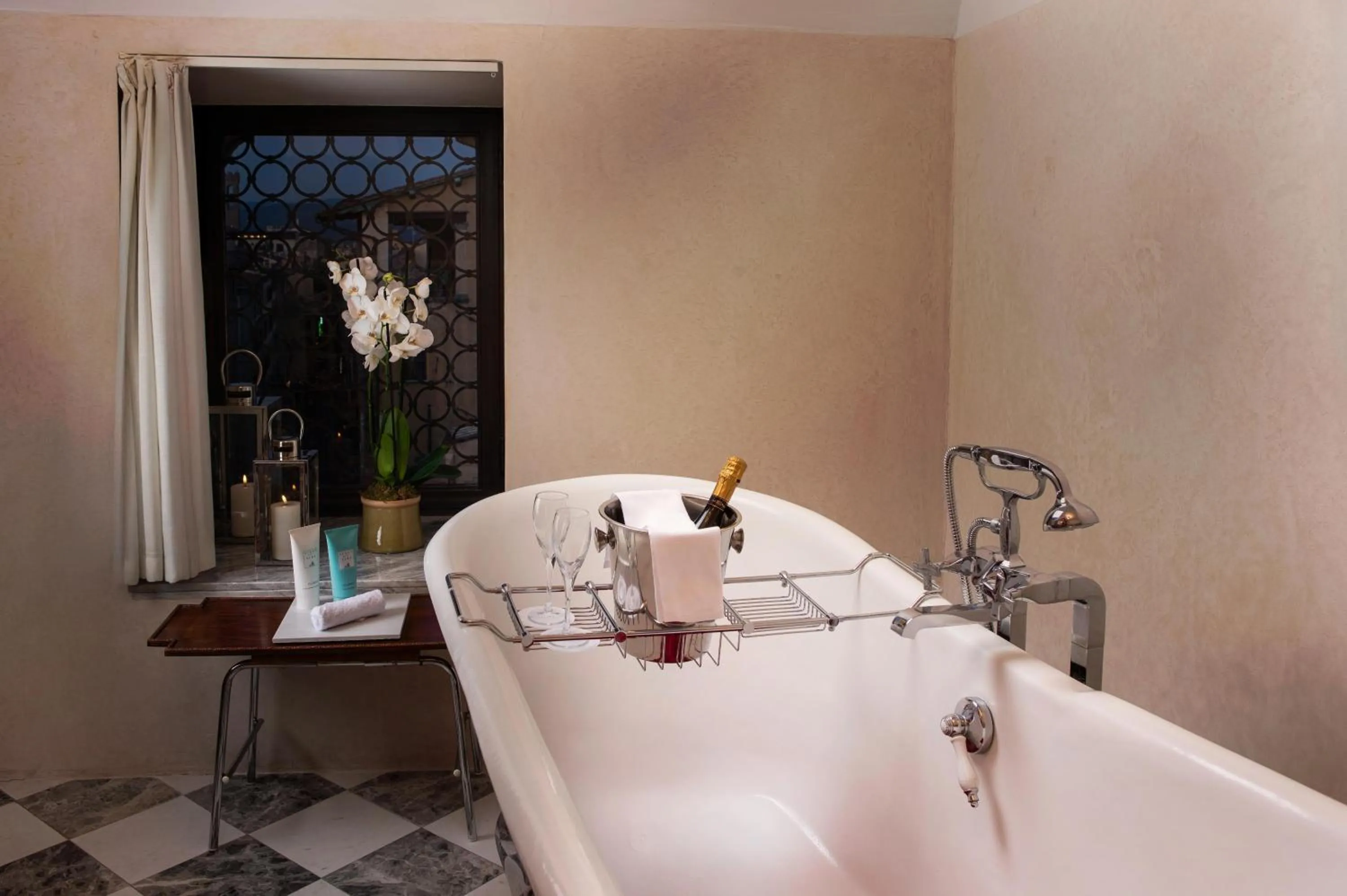 Bedroom in NH Collection Firenze Porta Rossa