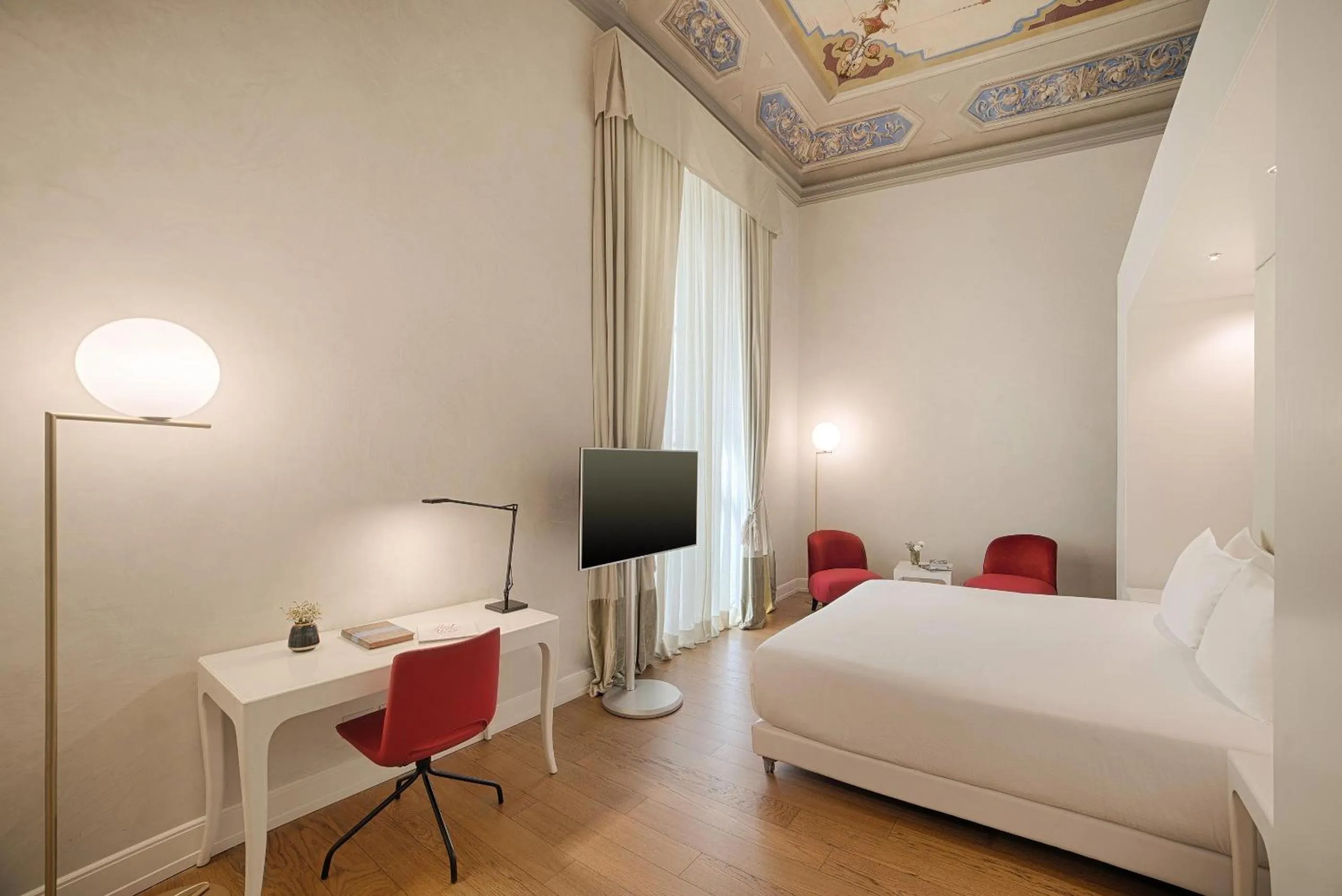 Bedroom, Bed in NH Collection Firenze Porta Rossa