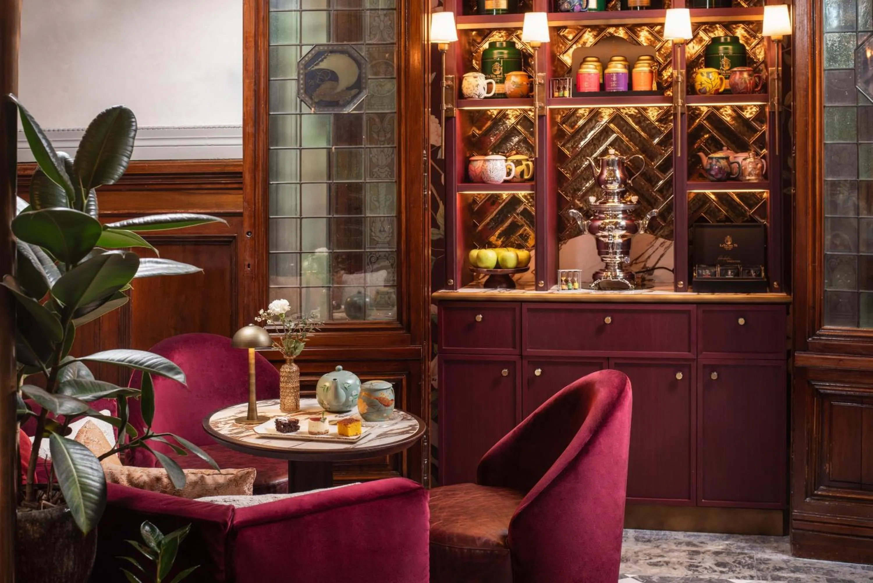 Lobby or reception in NH Collection Firenze Porta Rossa