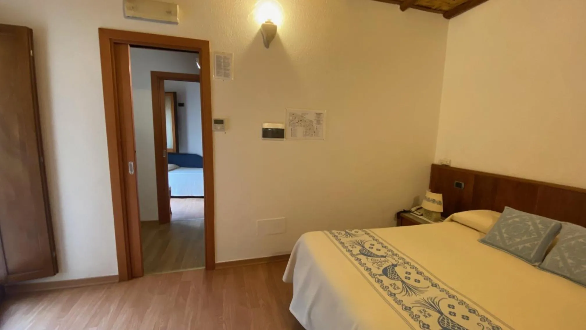 Bed in Hotel Villa Canu