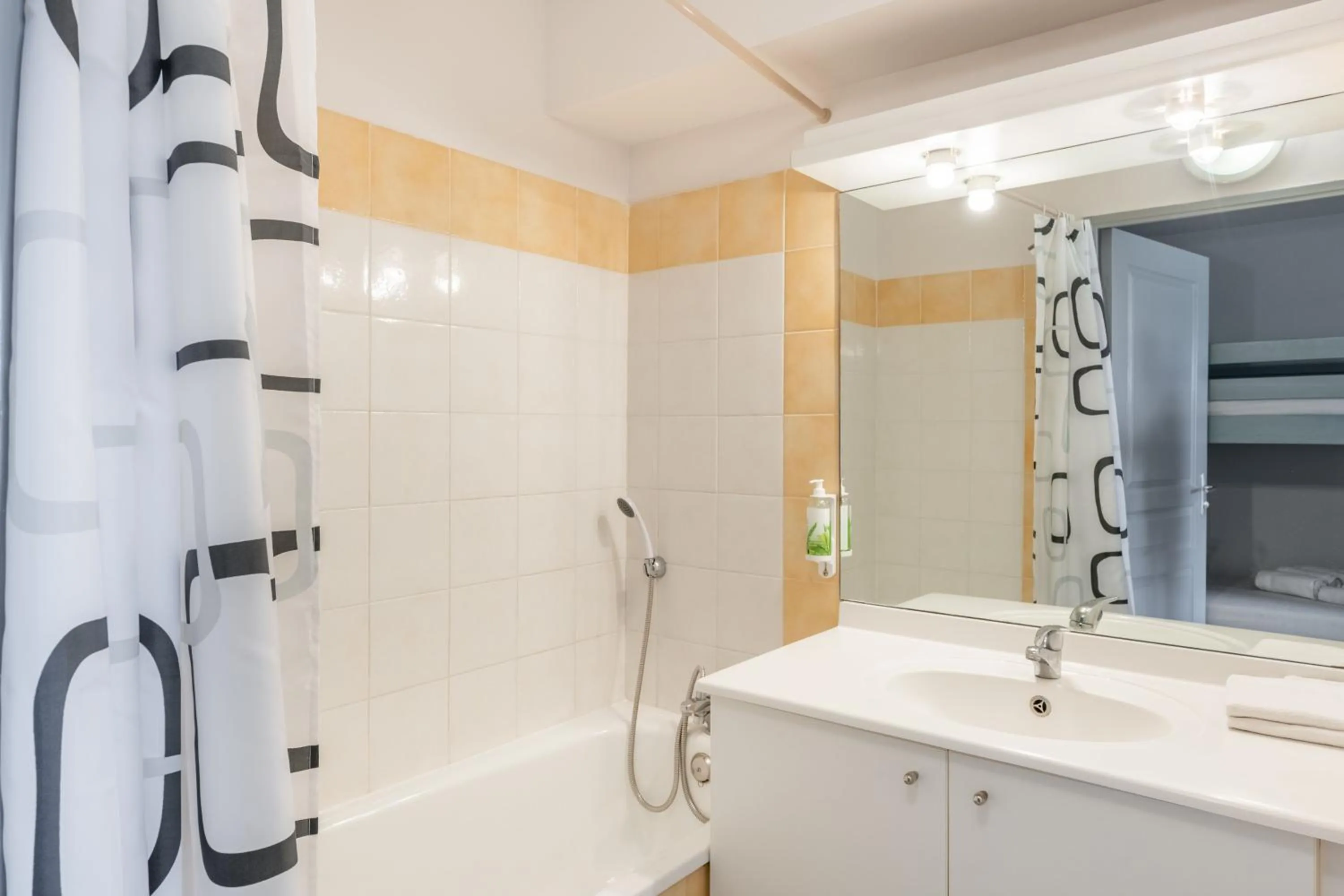 Bathroom in Residence Residhotel Mayflower