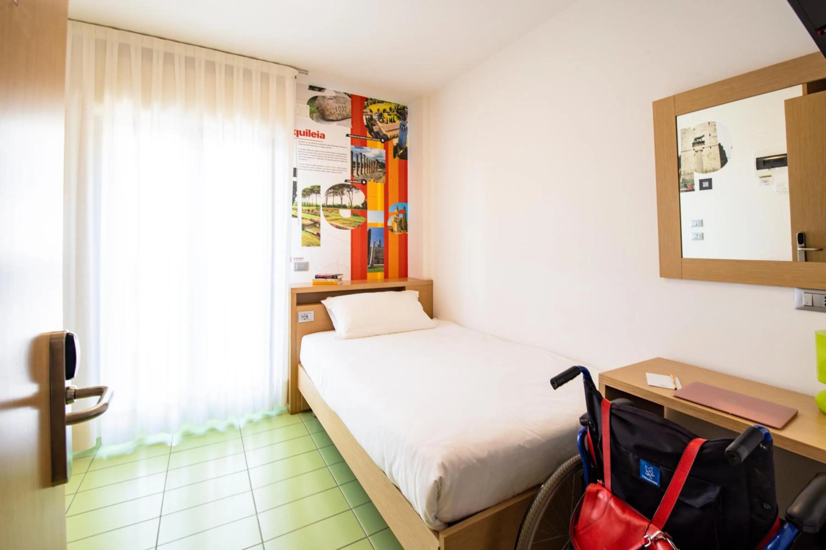 Bedroom, Bed in Hotel Trieste Mare