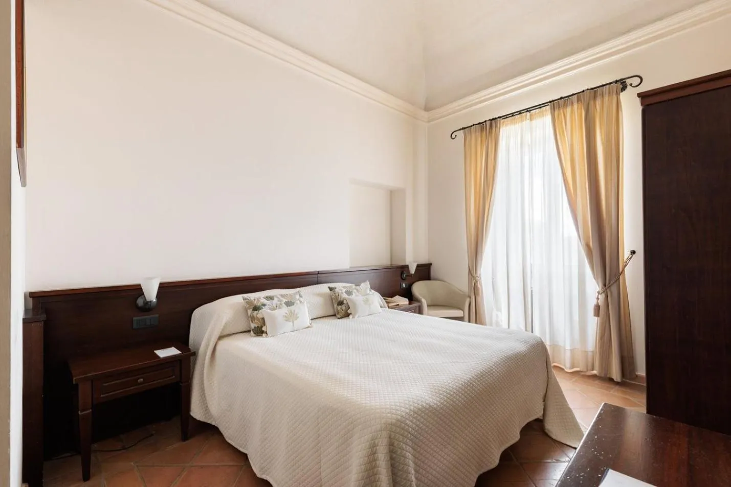 Bed in Hotel San Claudio