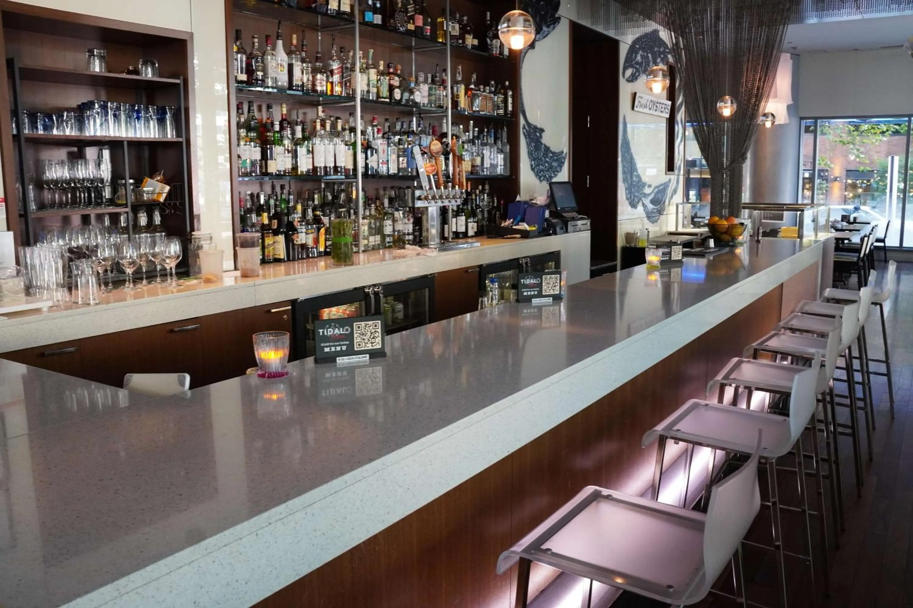 Lounge or bar in Hyatt at Olive 8