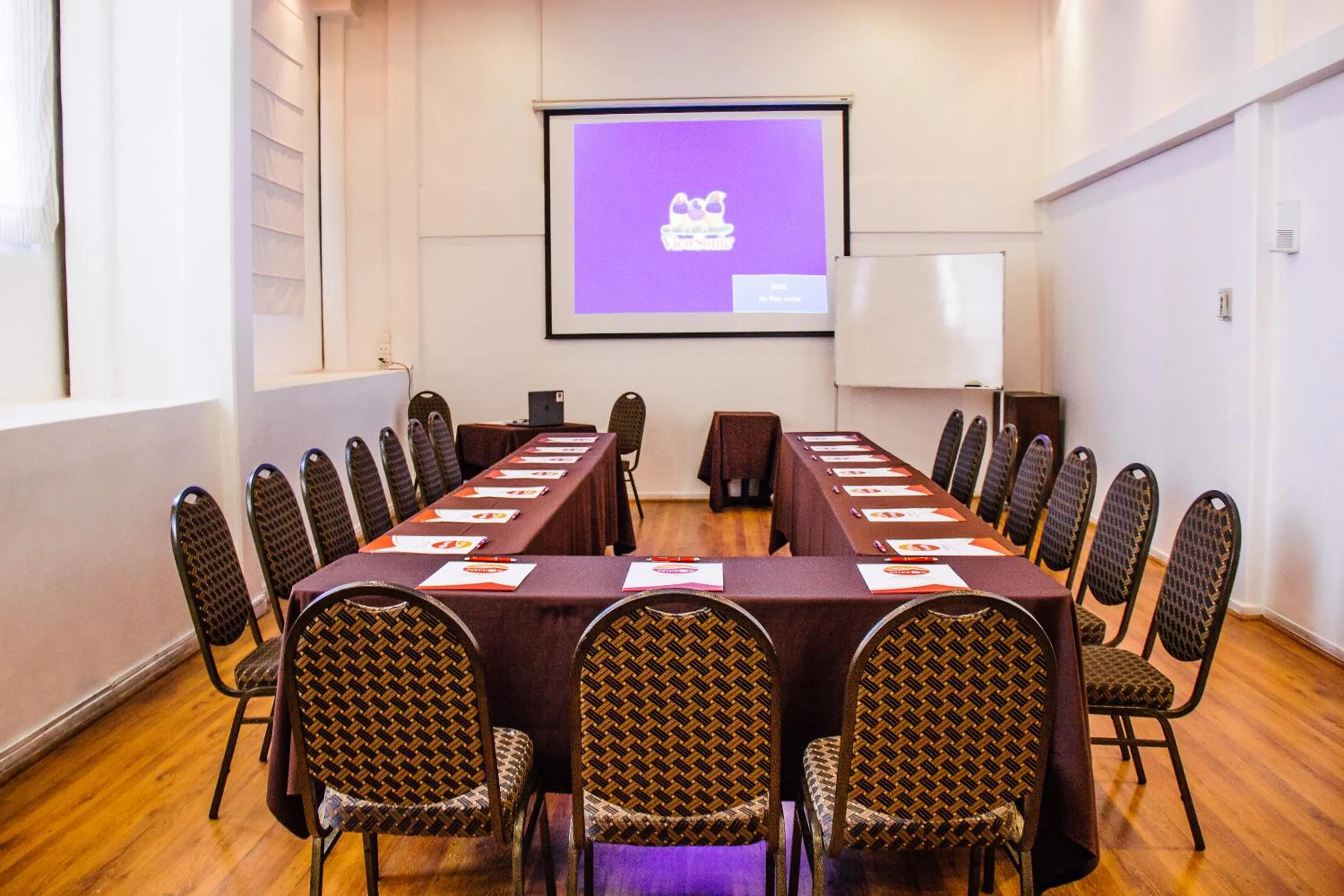 Meeting/conference room in Hotel Nippon y Centro de Eventos