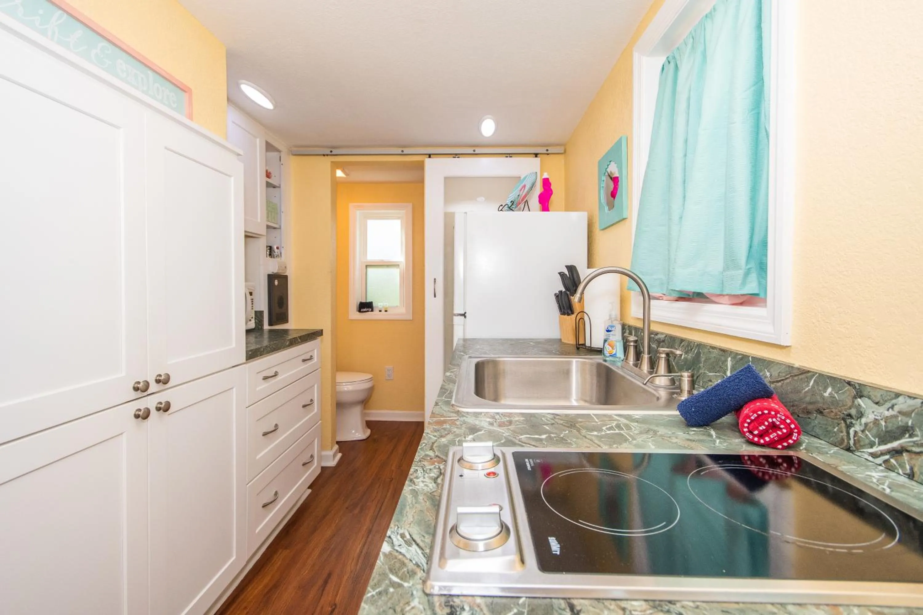Kitchen or kitchenette in Tiny House Siesta
