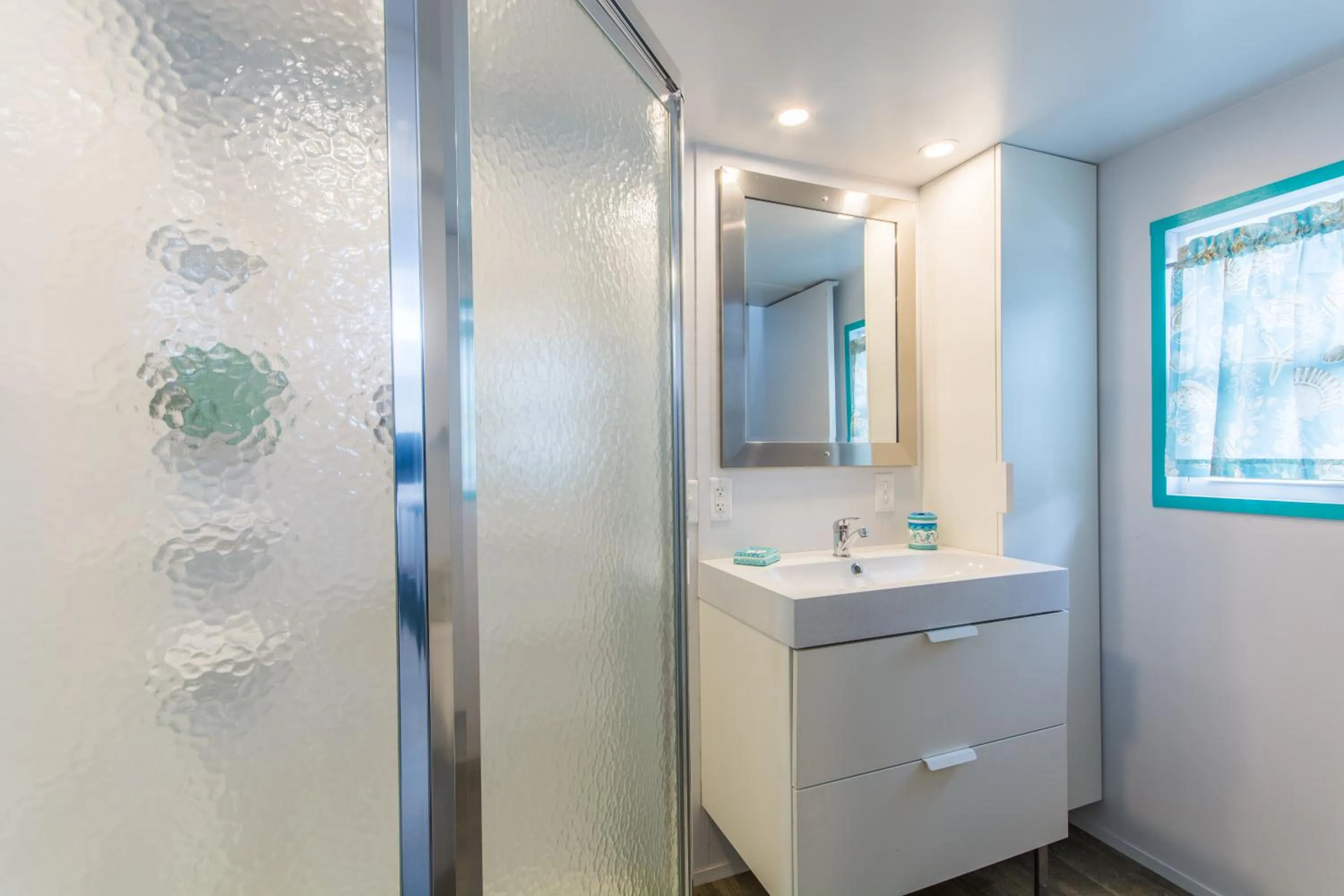 Bathroom in Tiny House Siesta
