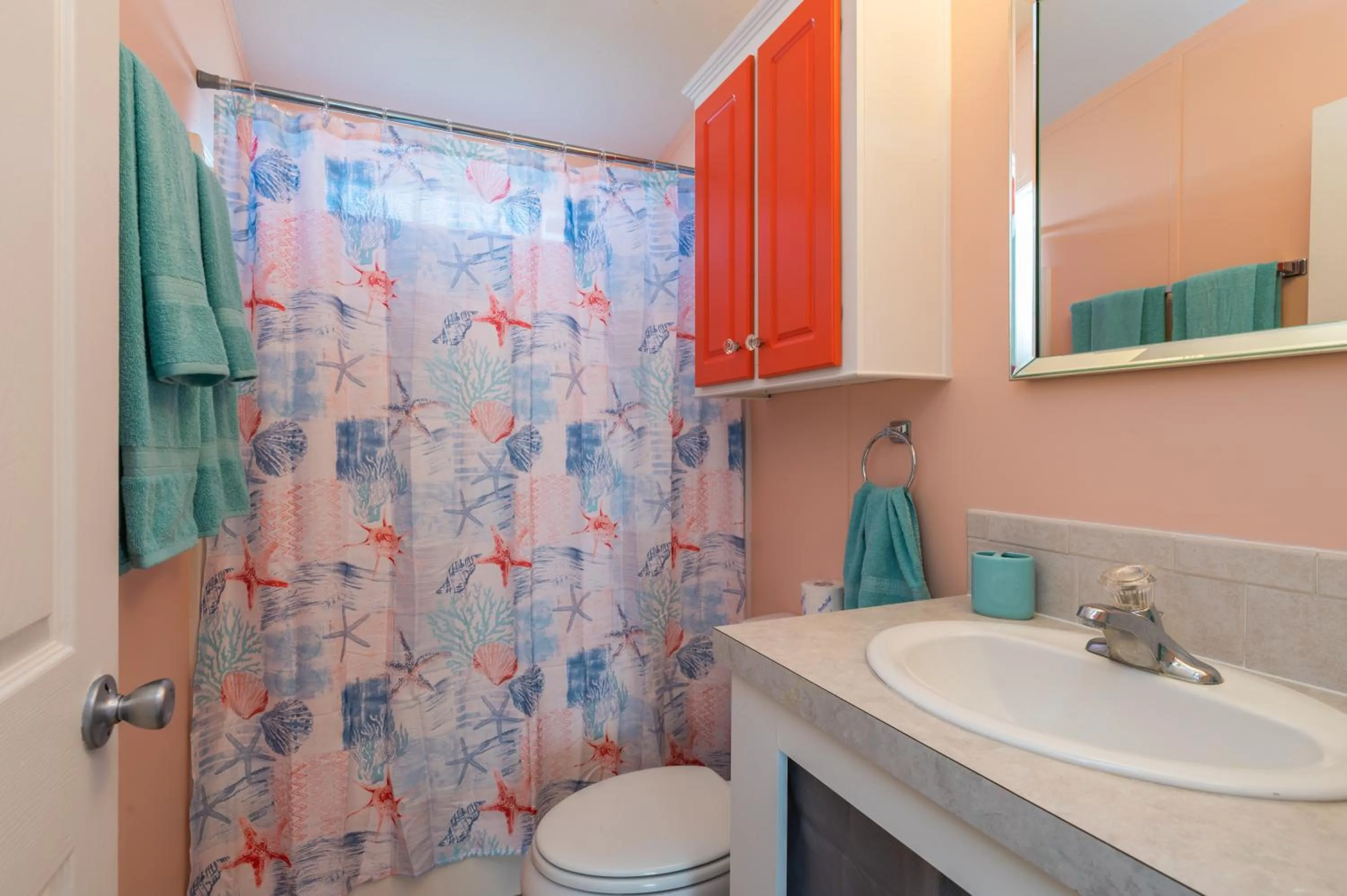 Shower in Tiny House Siesta