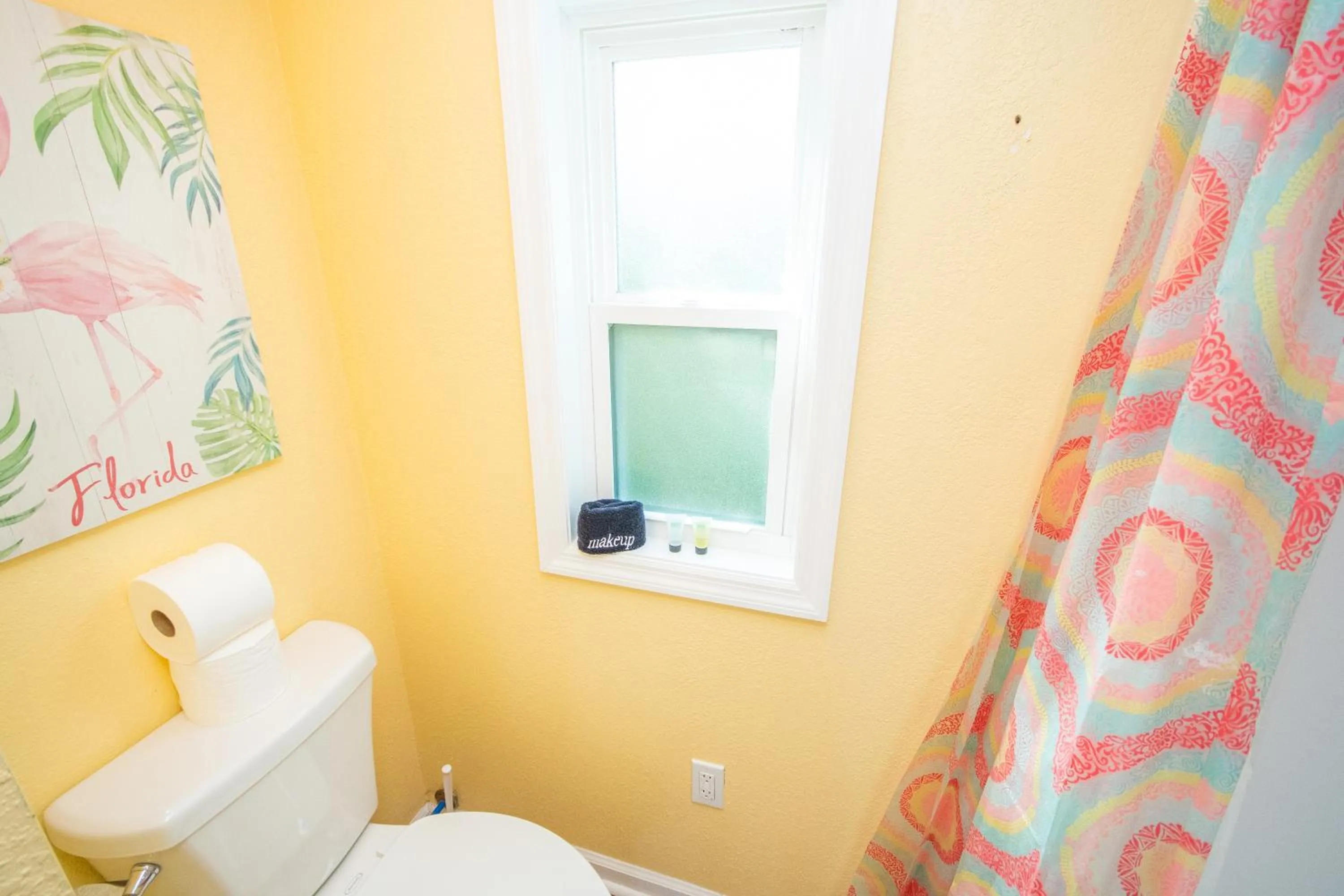 Toilet in Tiny House Siesta