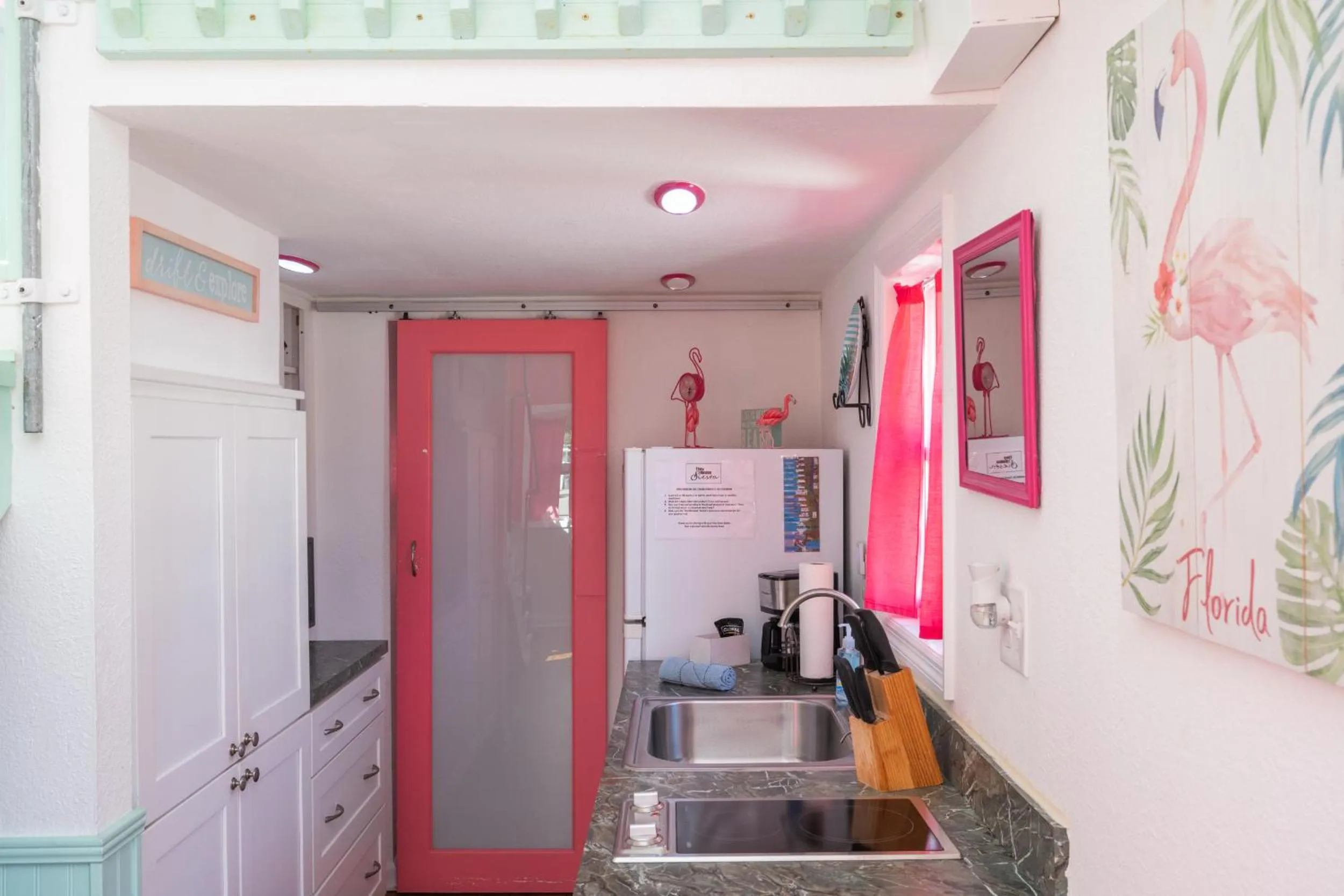 Kitchen or kitchenette in Tiny House Siesta