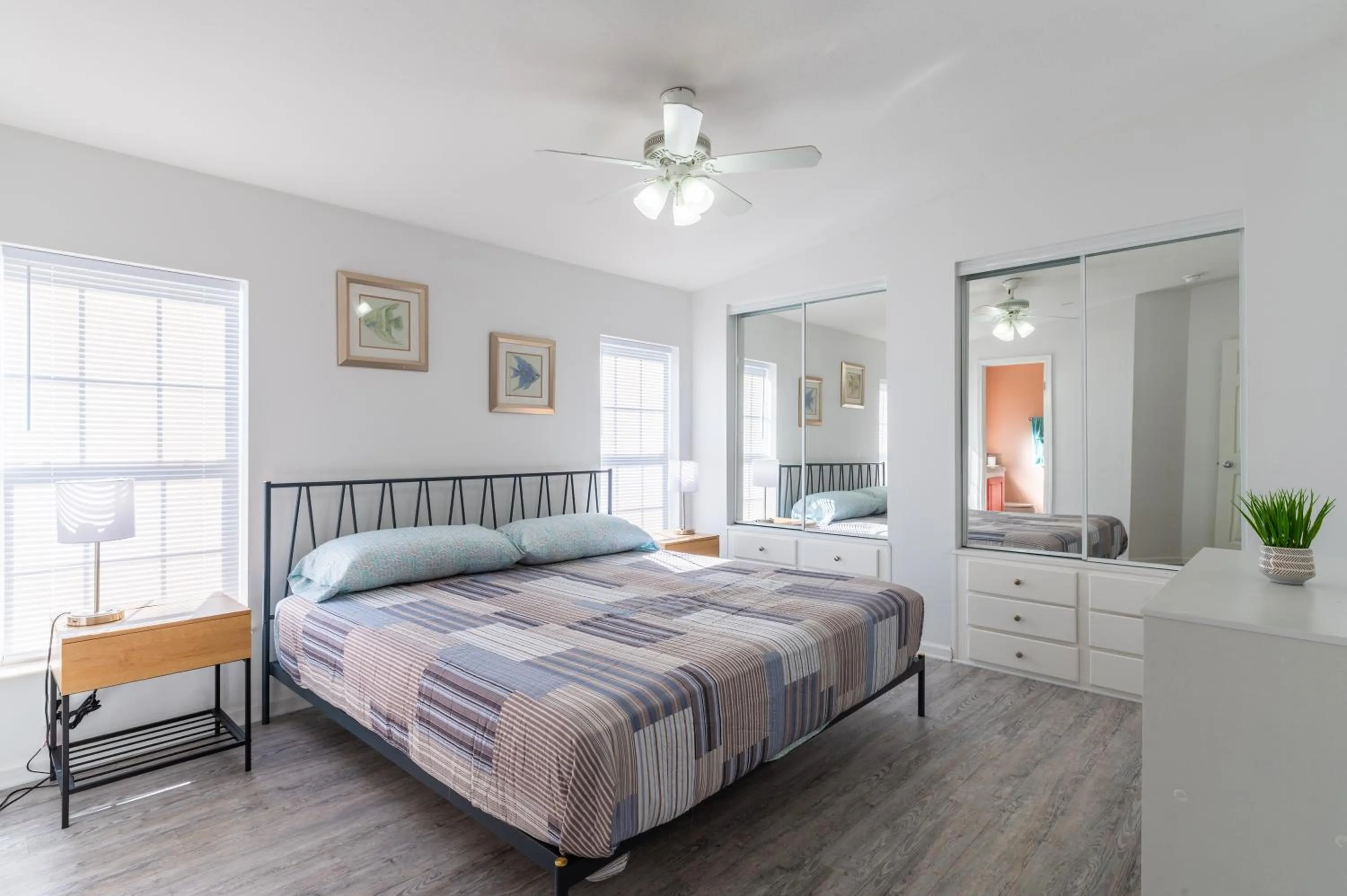 Bed in Tiny House Siesta